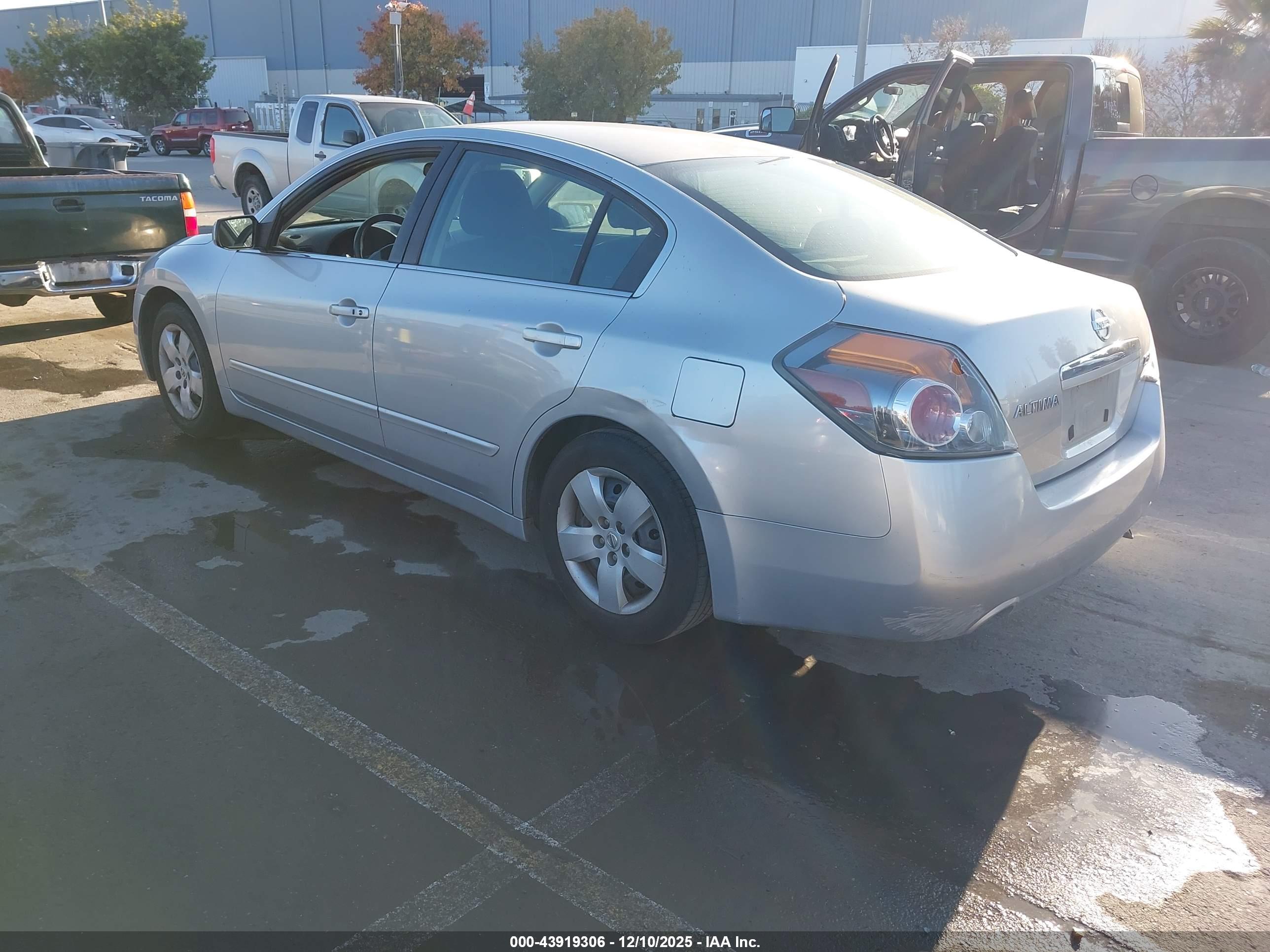 NISSAN ALTIMA image 3