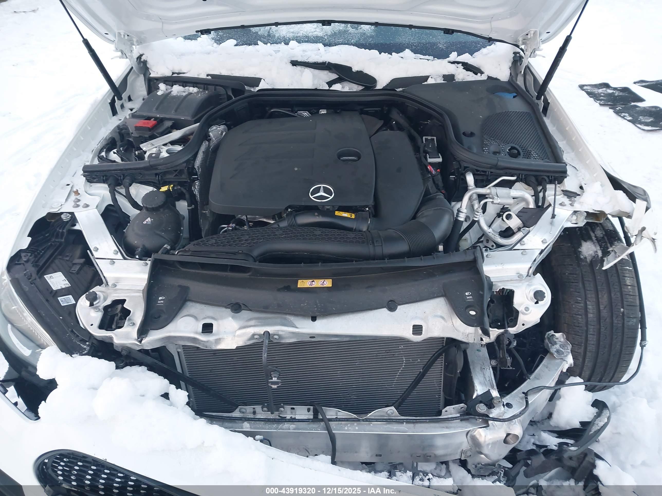 MERCEDES-BENZ E image 10