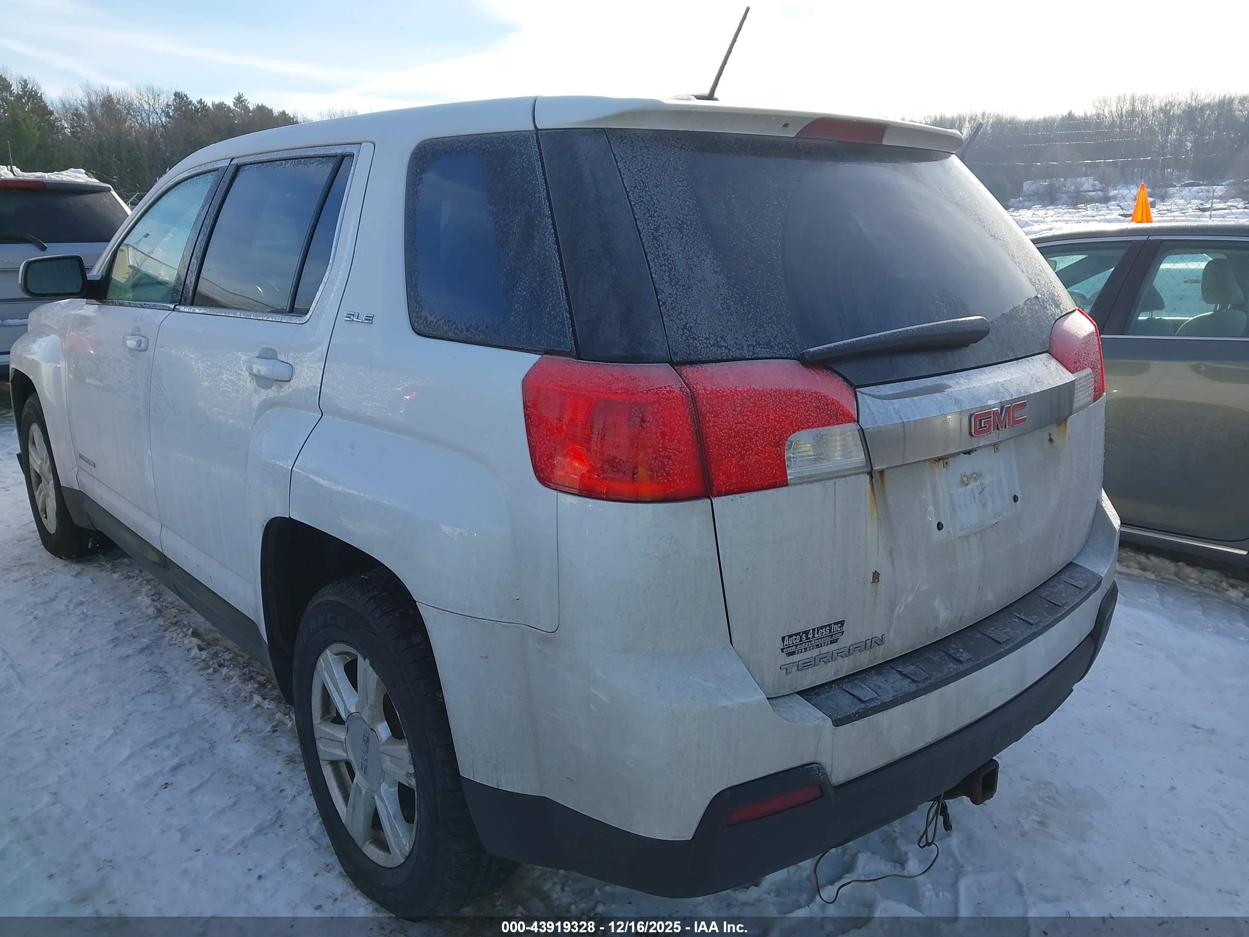 GMC TERRAIN image 3