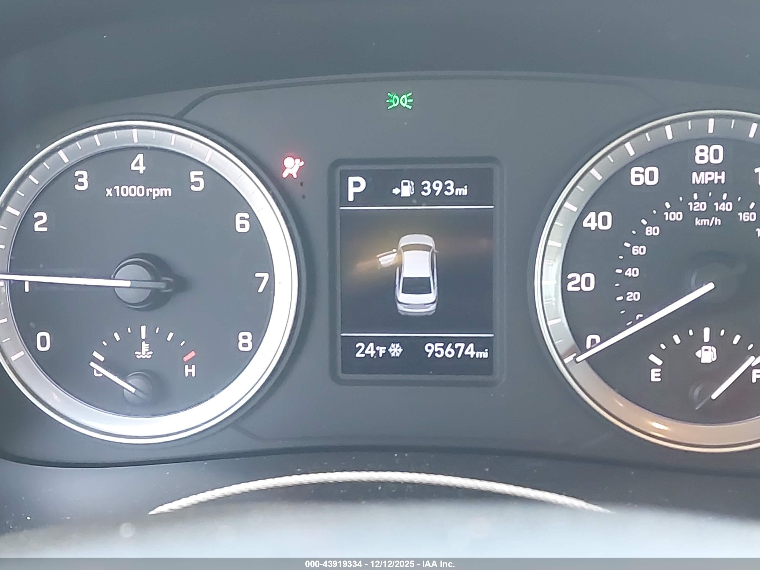 HYUNDAI SONATA image 7