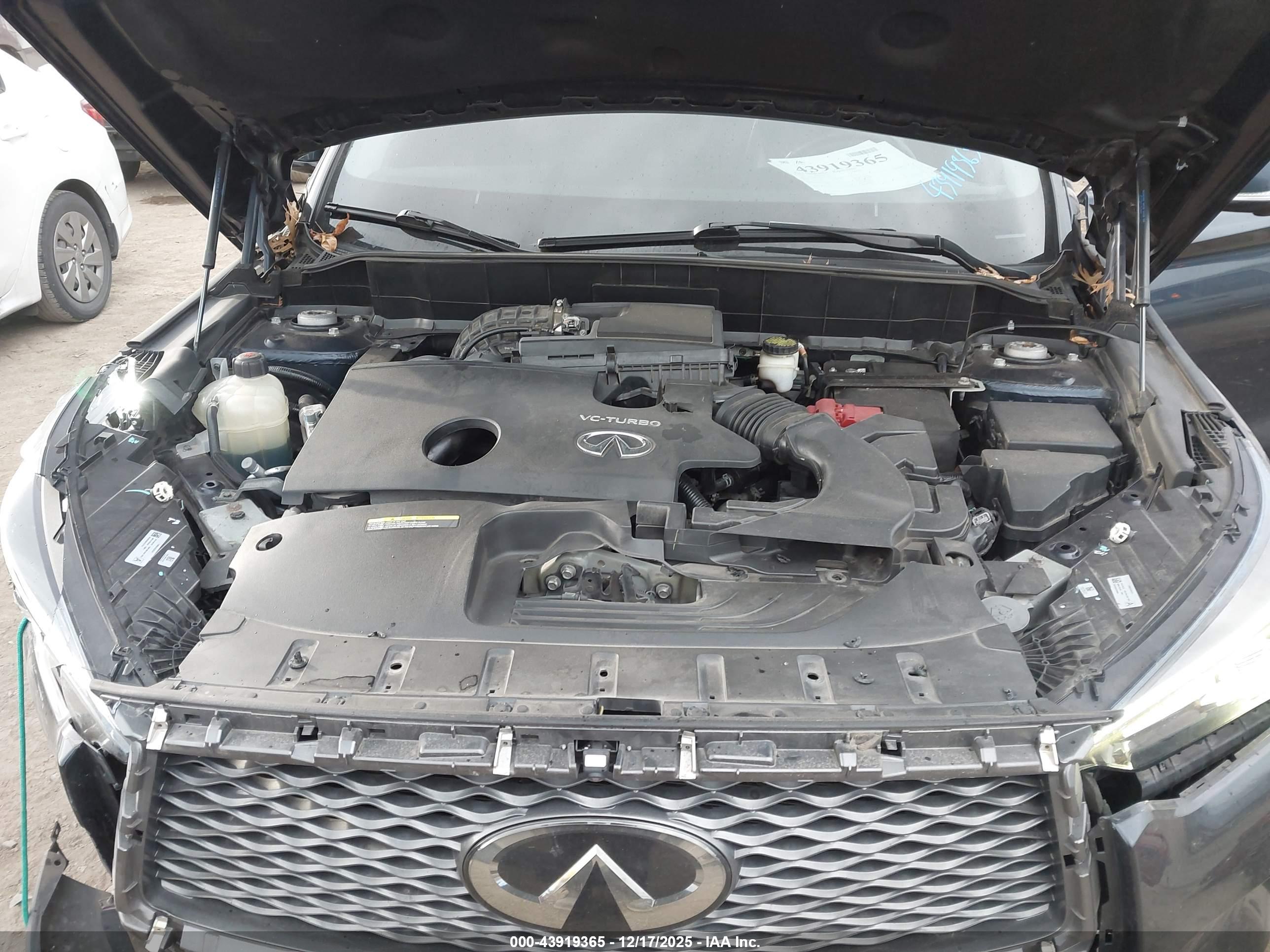 INFINITI QX50 image 10