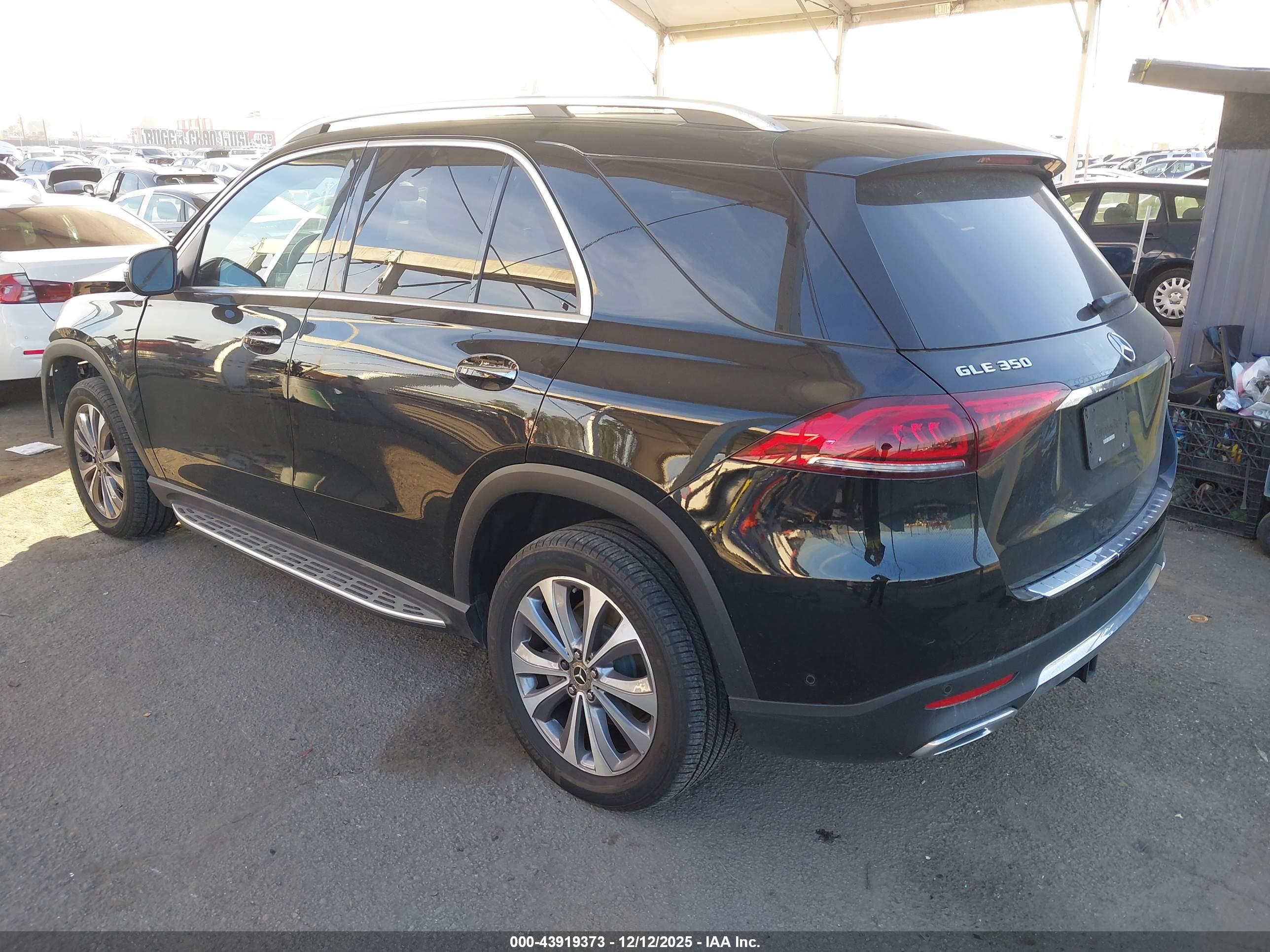 MERCEDES-BENZ GLE image 3