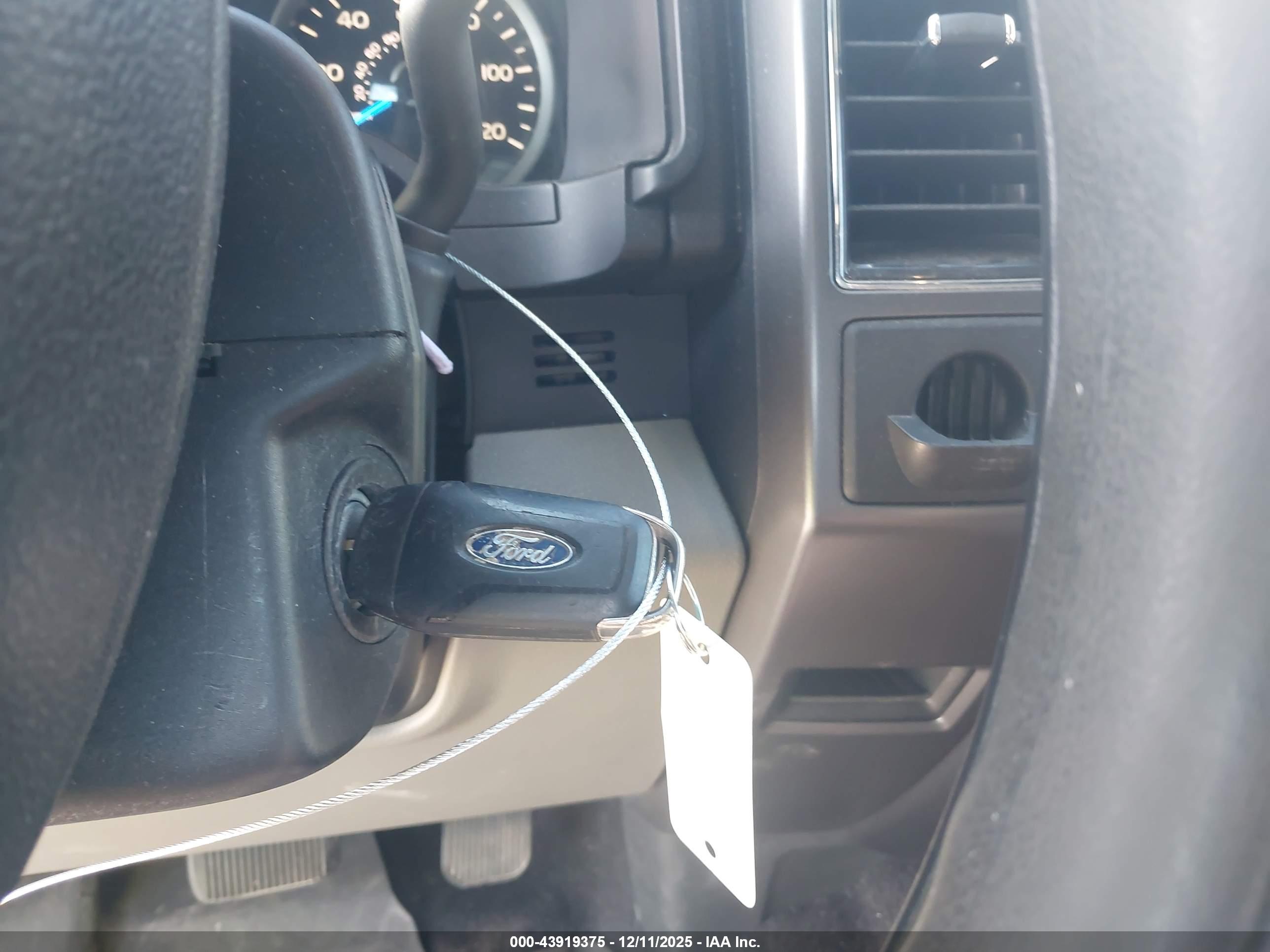 FORD F-150 image 11