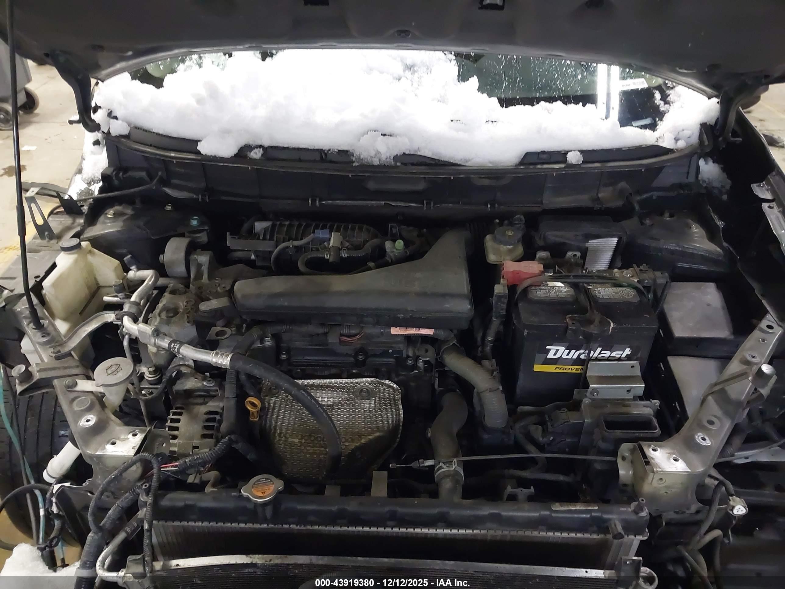 NISSAN ROGUE image 10