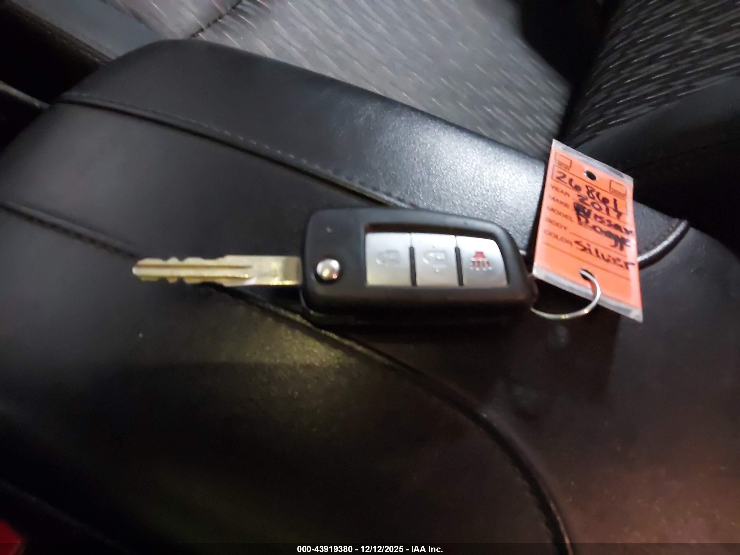 NISSAN ROGUE image 11