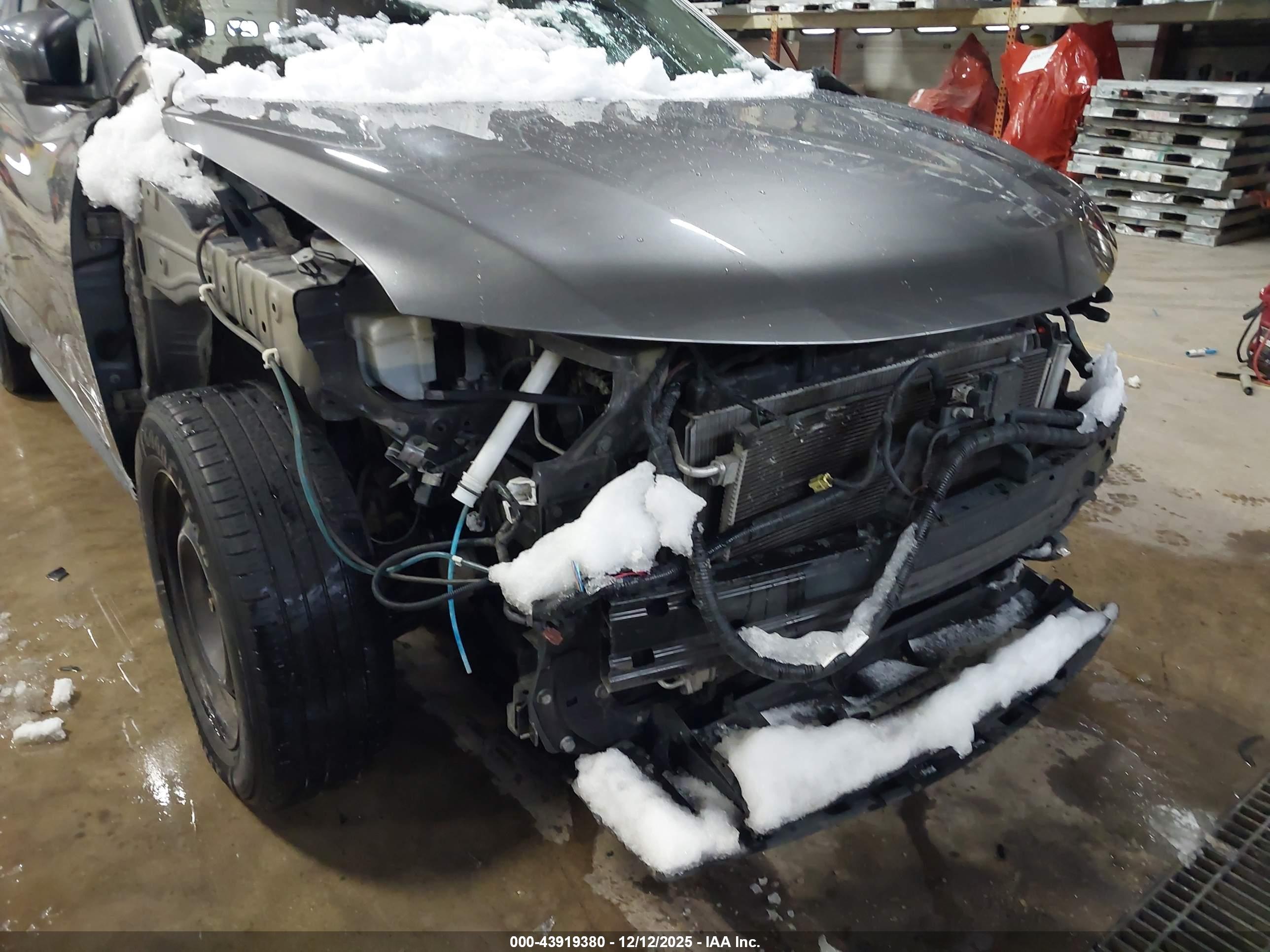 NISSAN ROGUE image 6