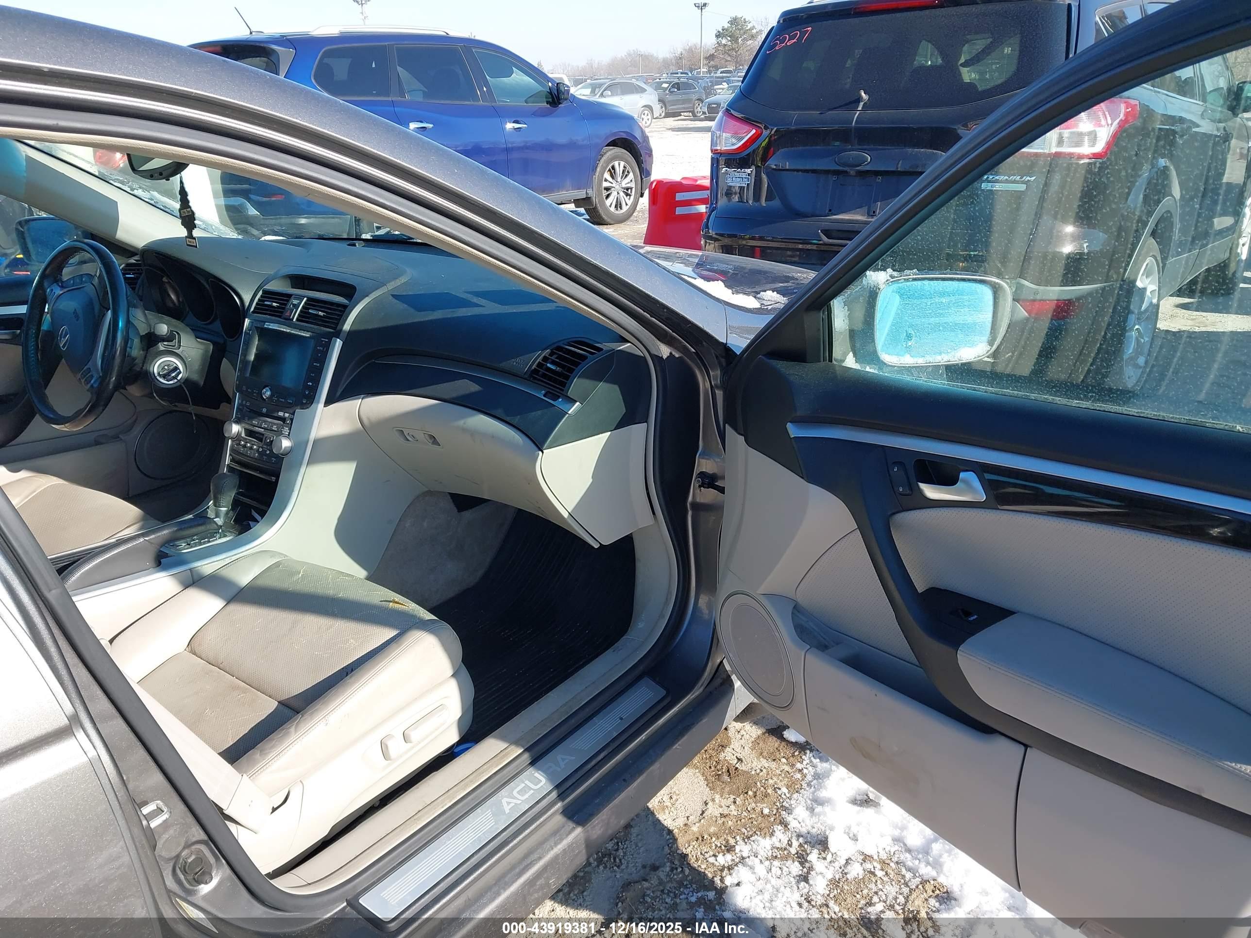 ACURA TL image 5