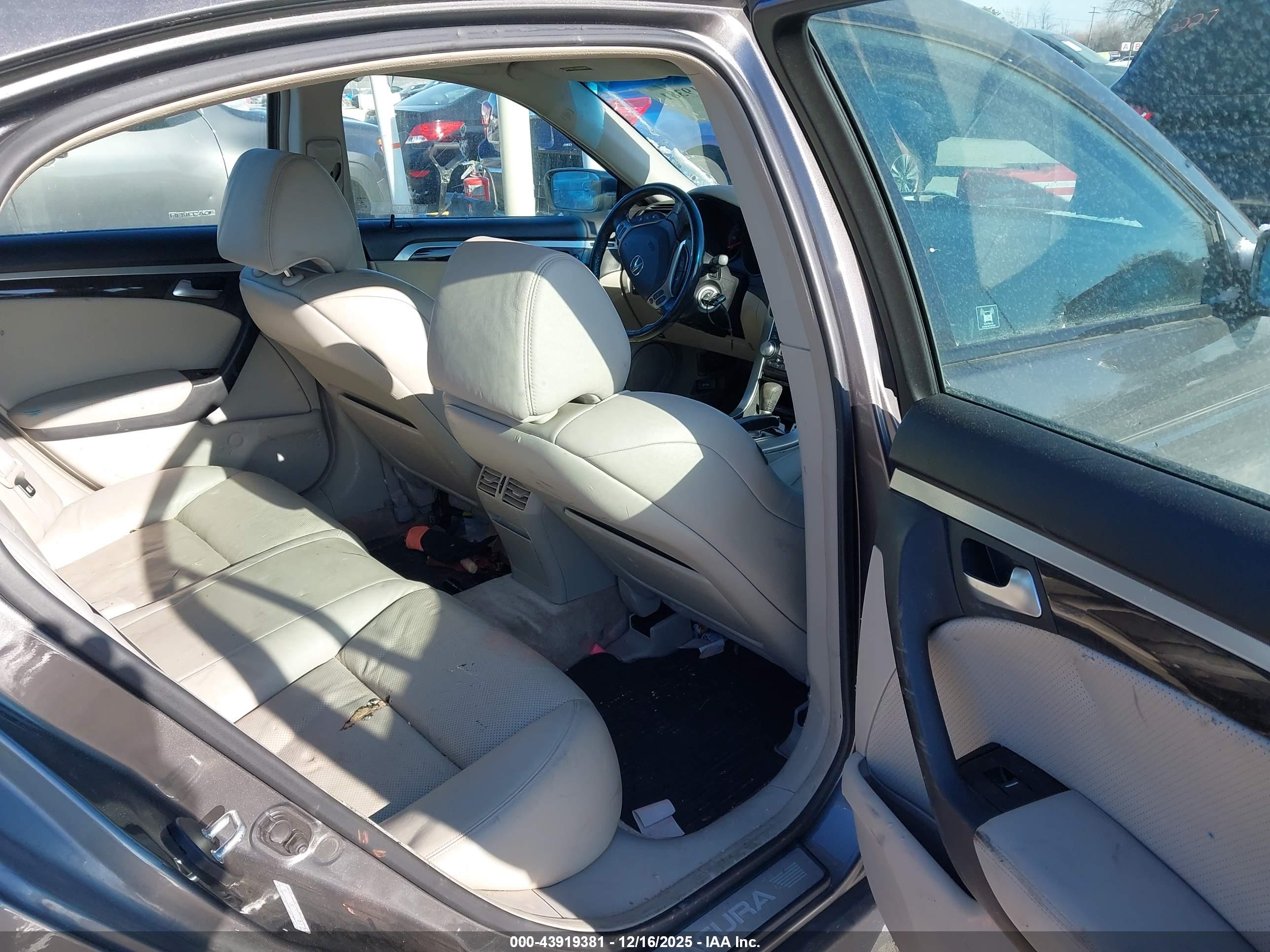 ACURA TL image 8