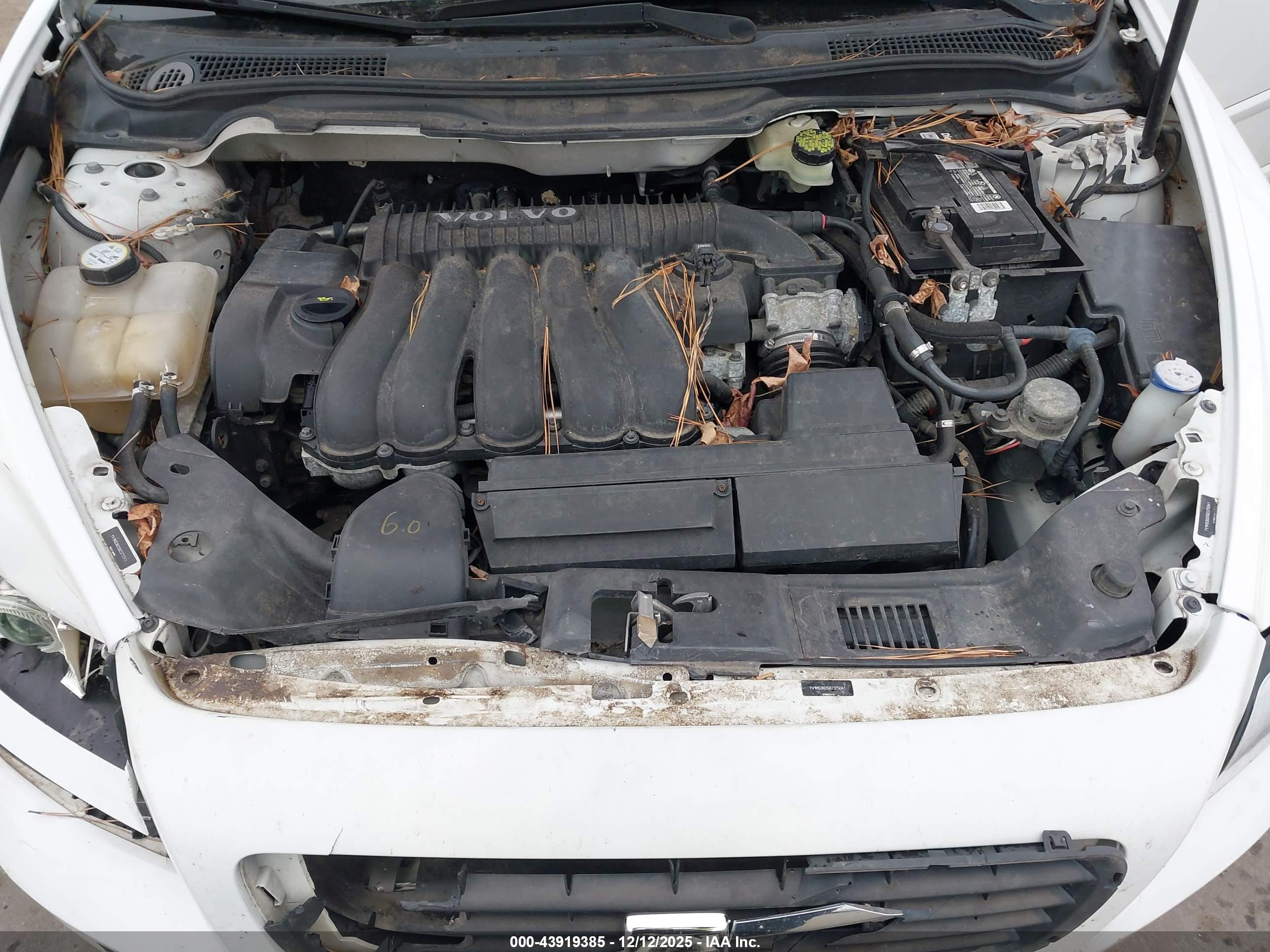 VOLVO S40 image 10