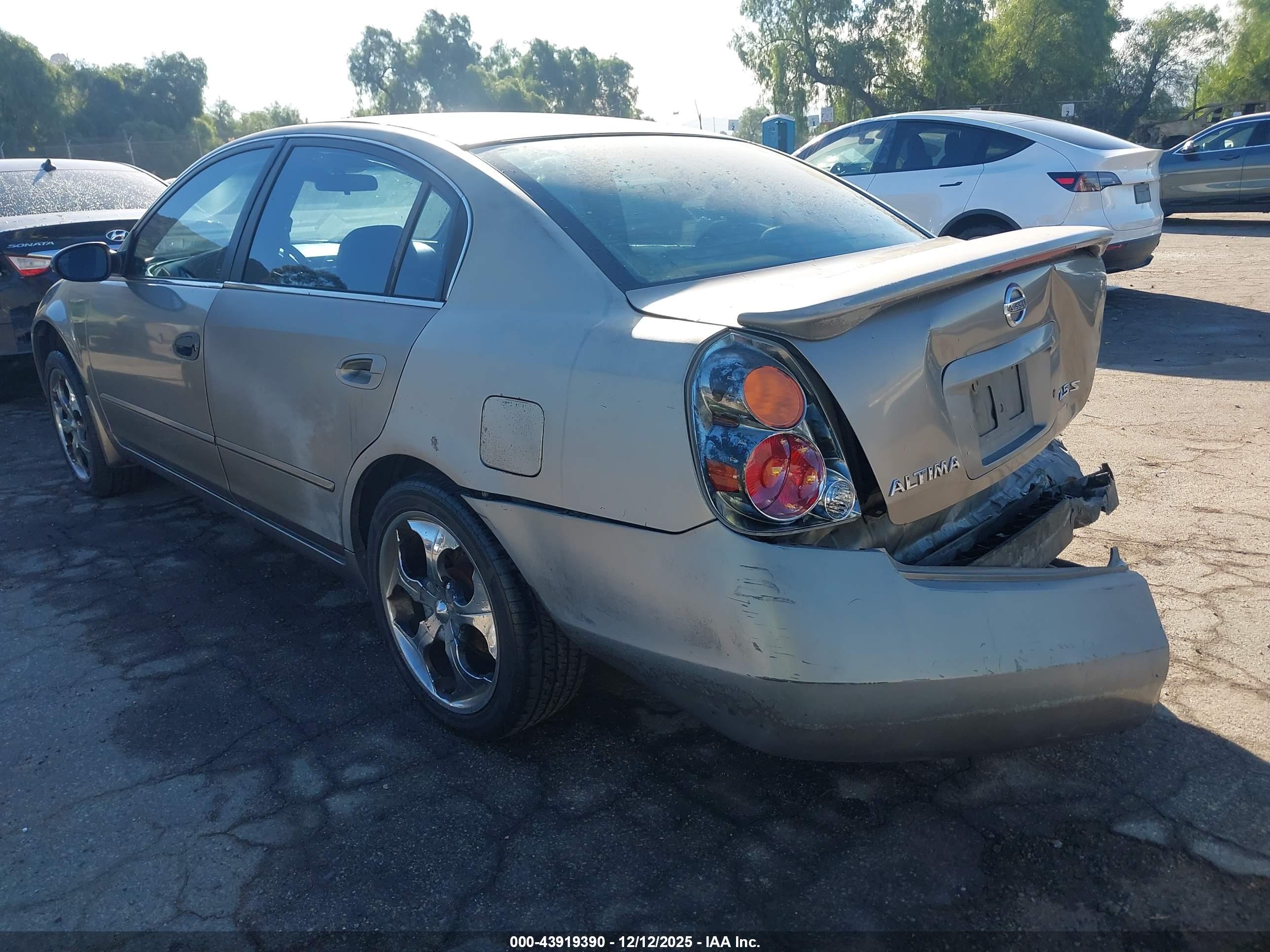 NISSAN ALTIMA image 3