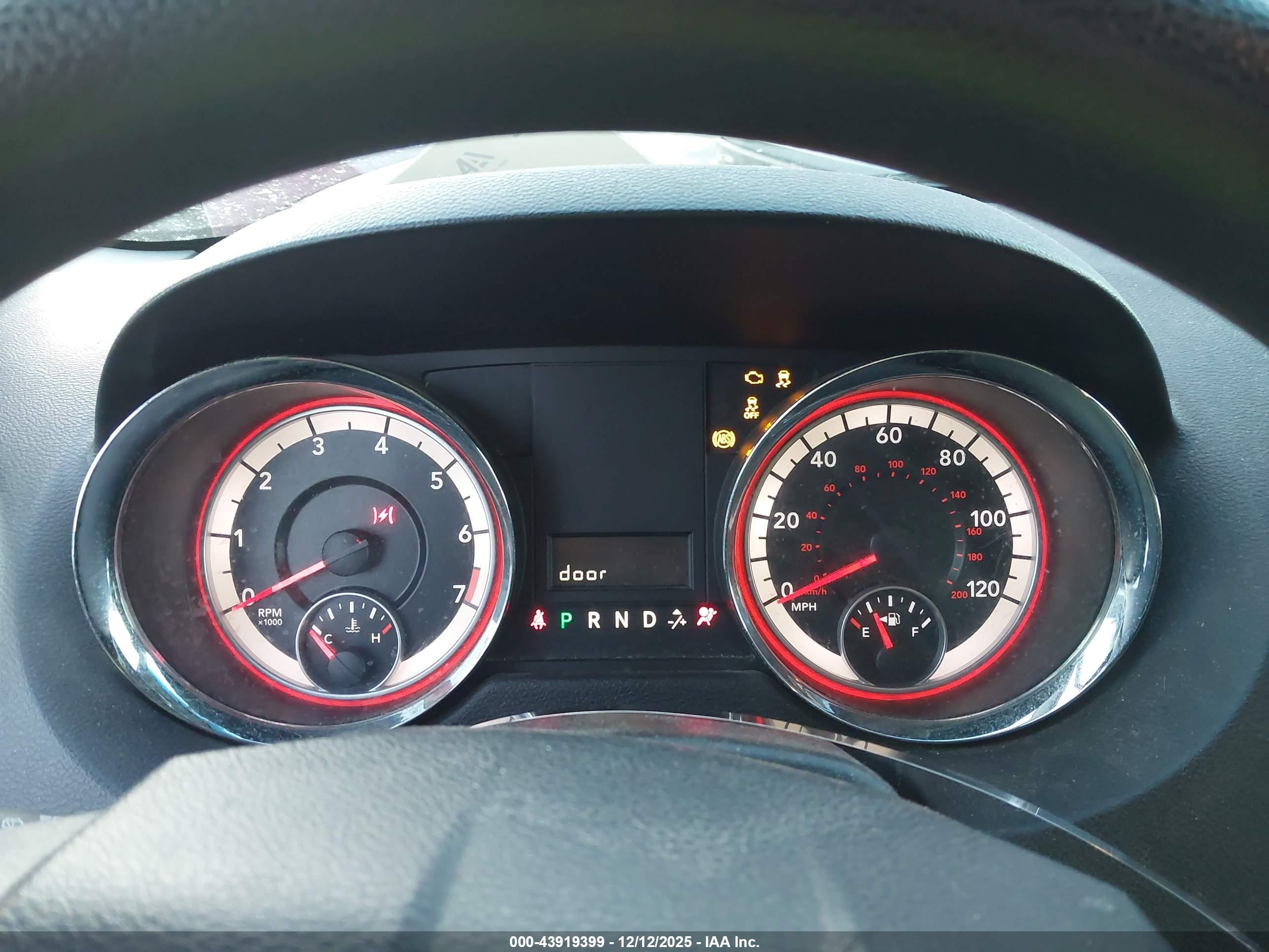 DODGE GRAND image 7