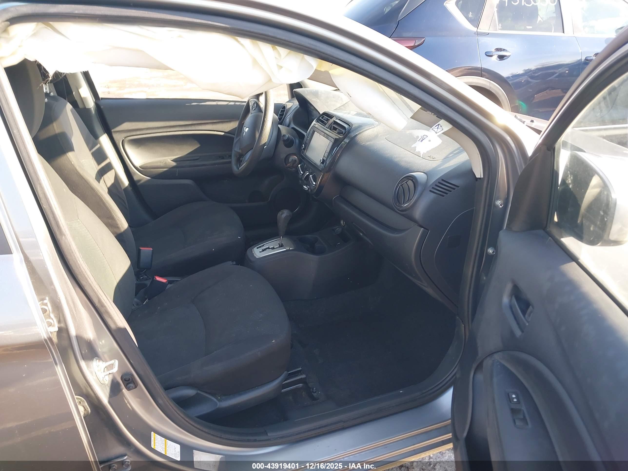 MITSUBISHI MIRAGE image 5