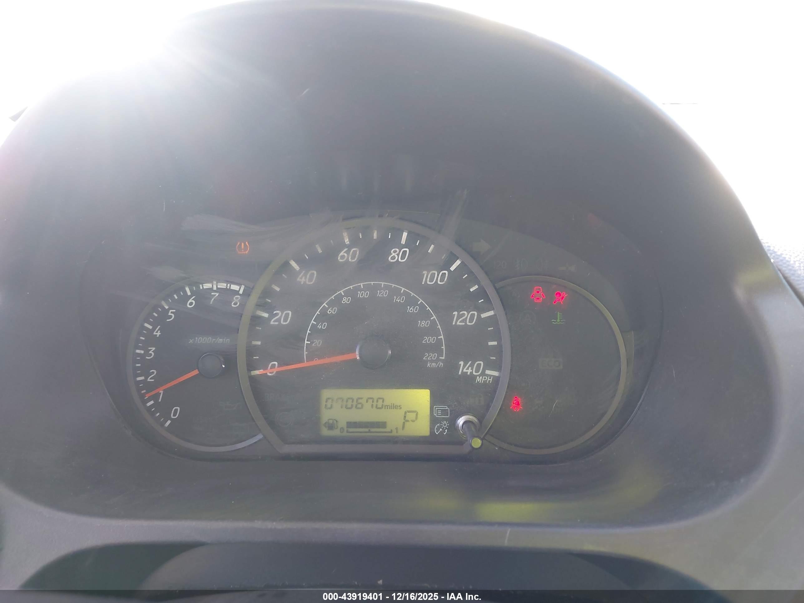 MITSUBISHI MIRAGE image 7