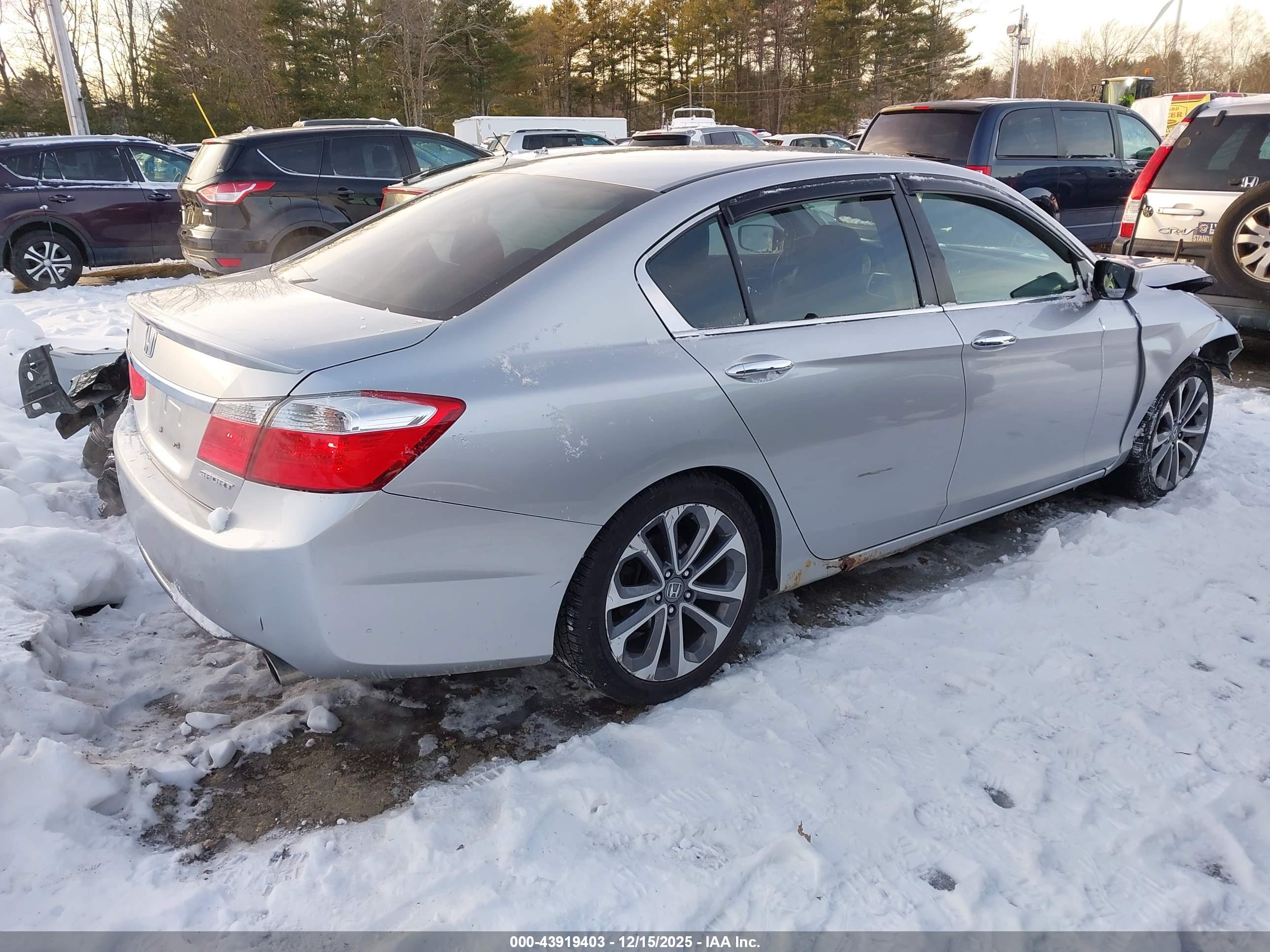 HONDA ACCORD image 4