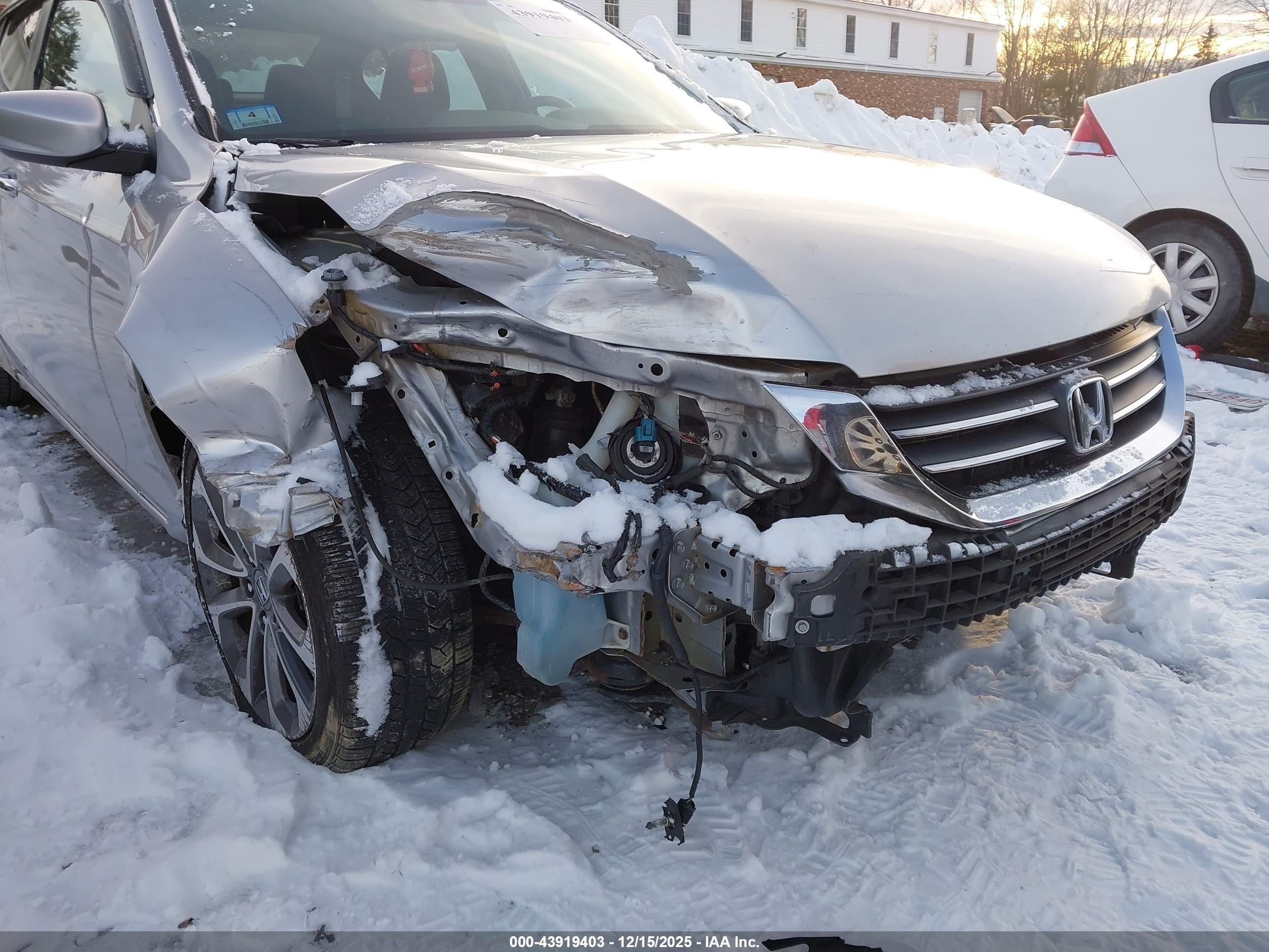 HONDA ACCORD image 6