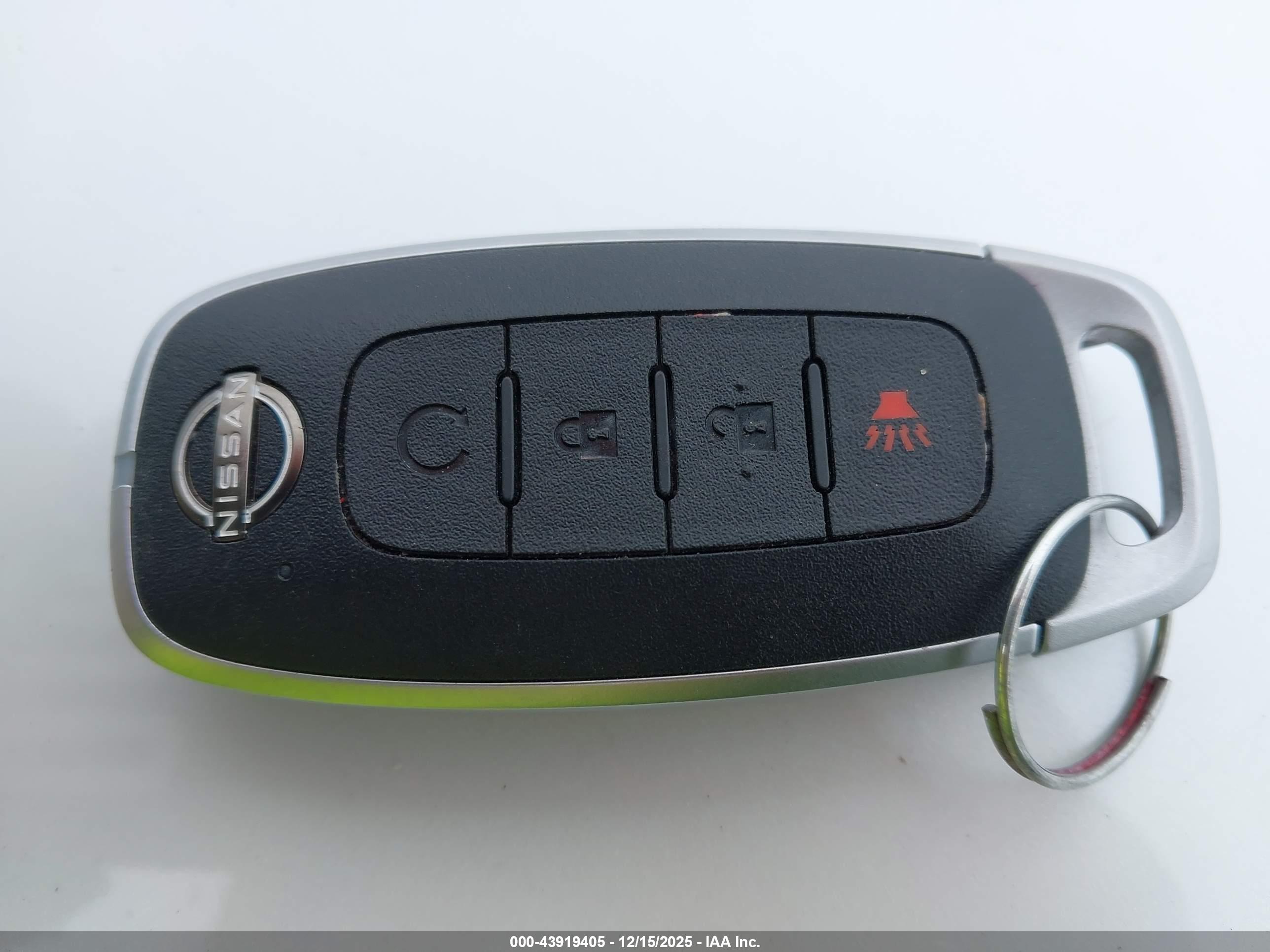 NISSAN KICKS image 11