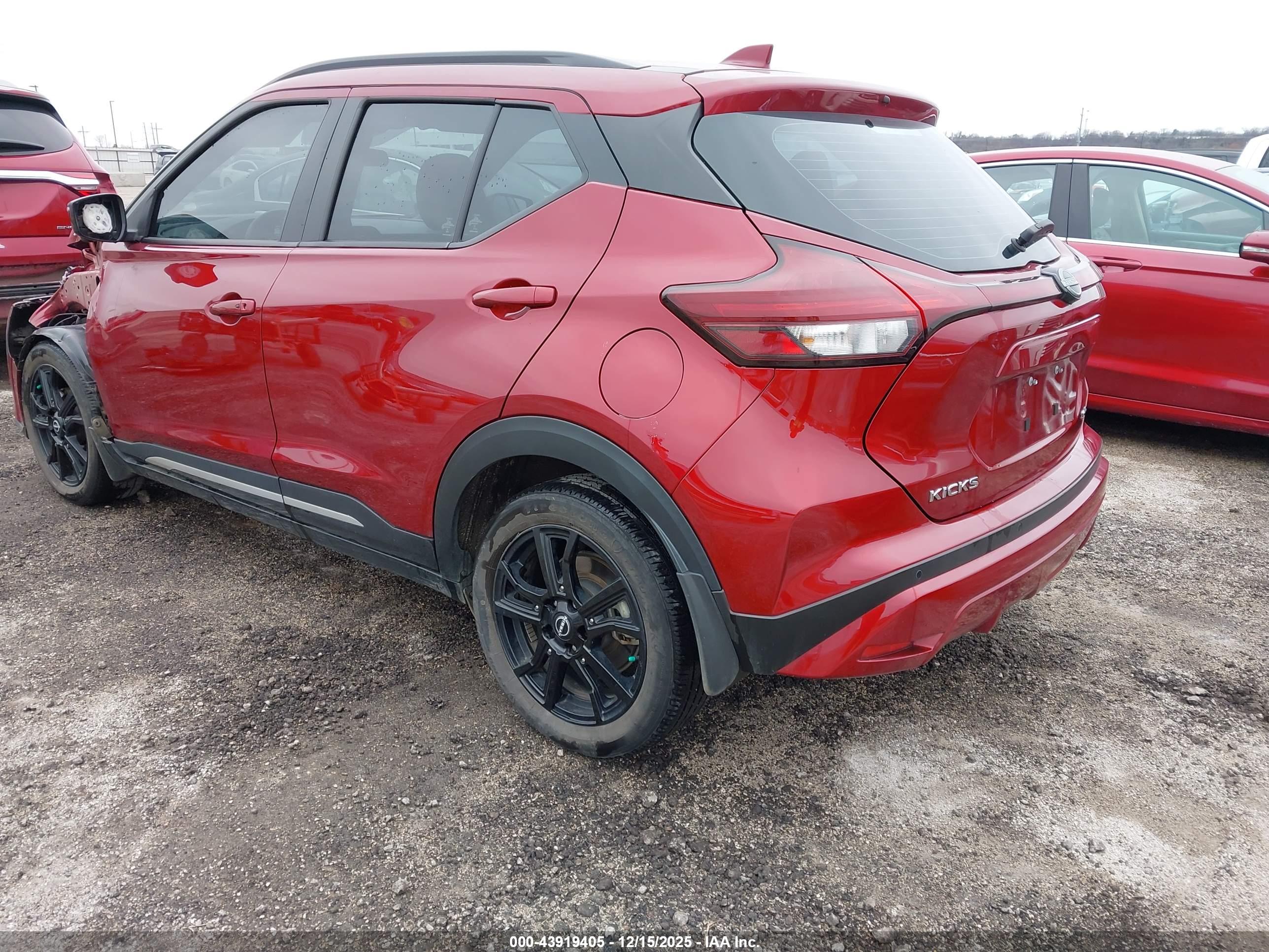 NISSAN KICKS image 3