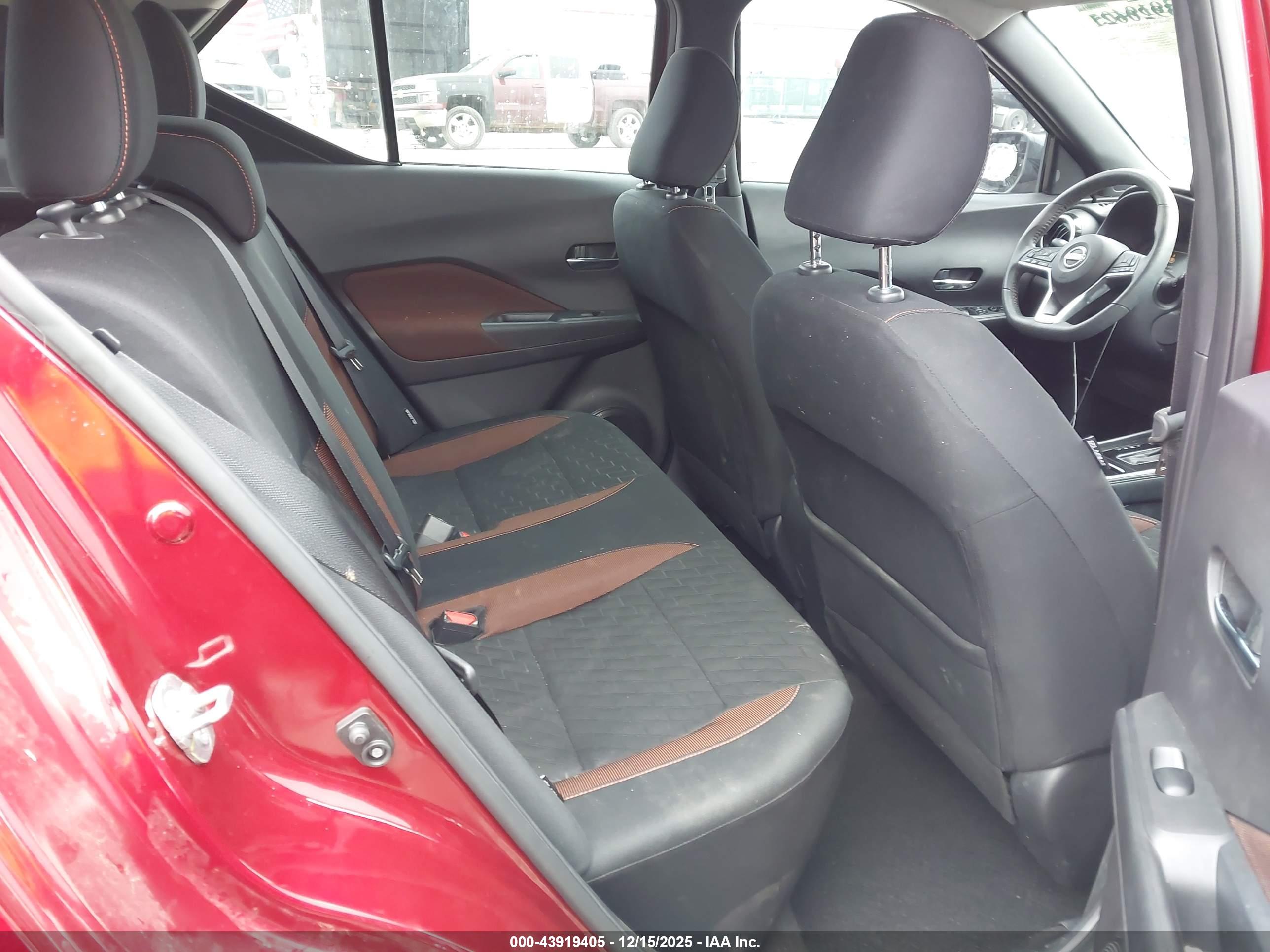 NISSAN KICKS image 8