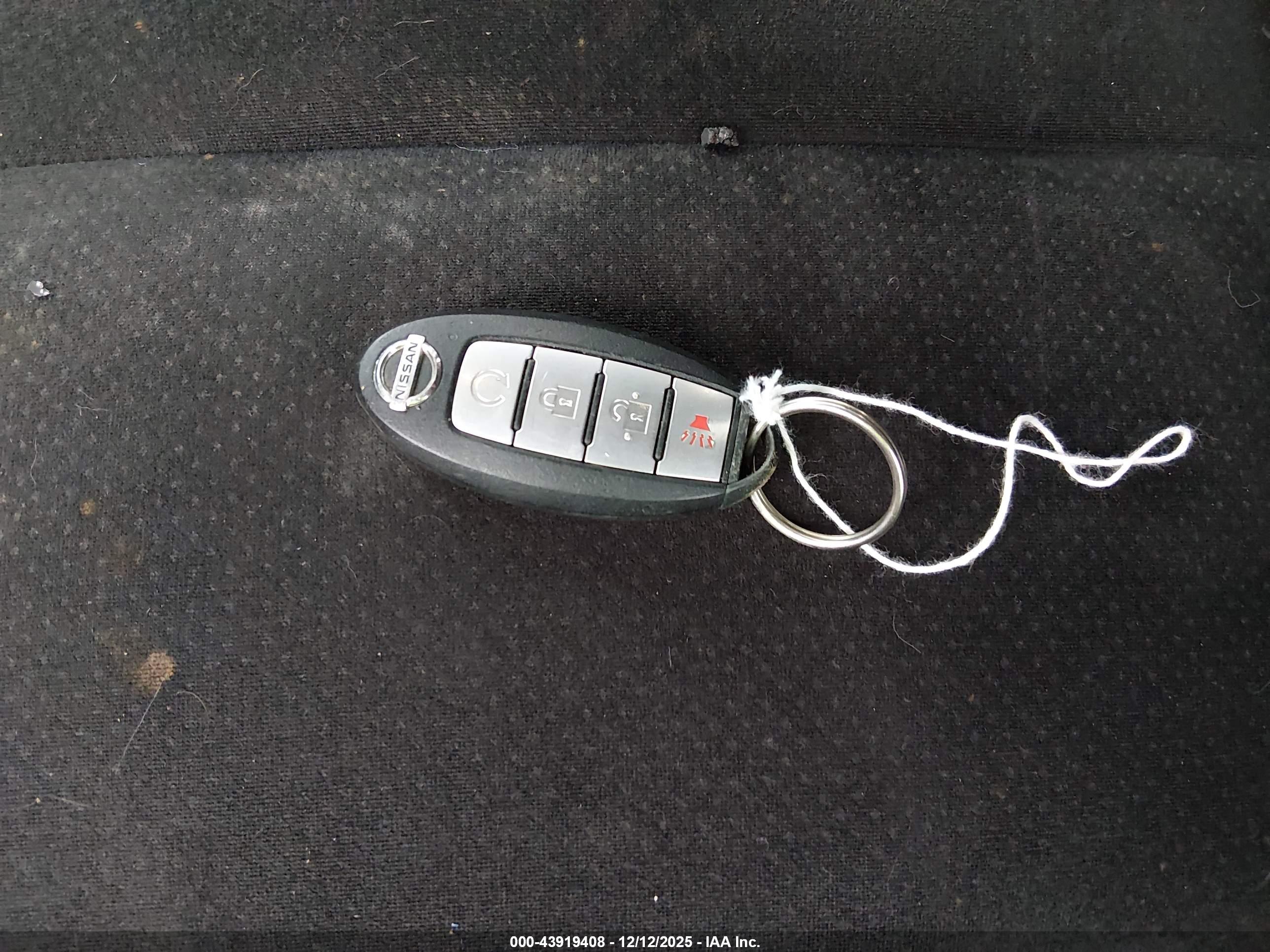 NISSAN MURANO image 11