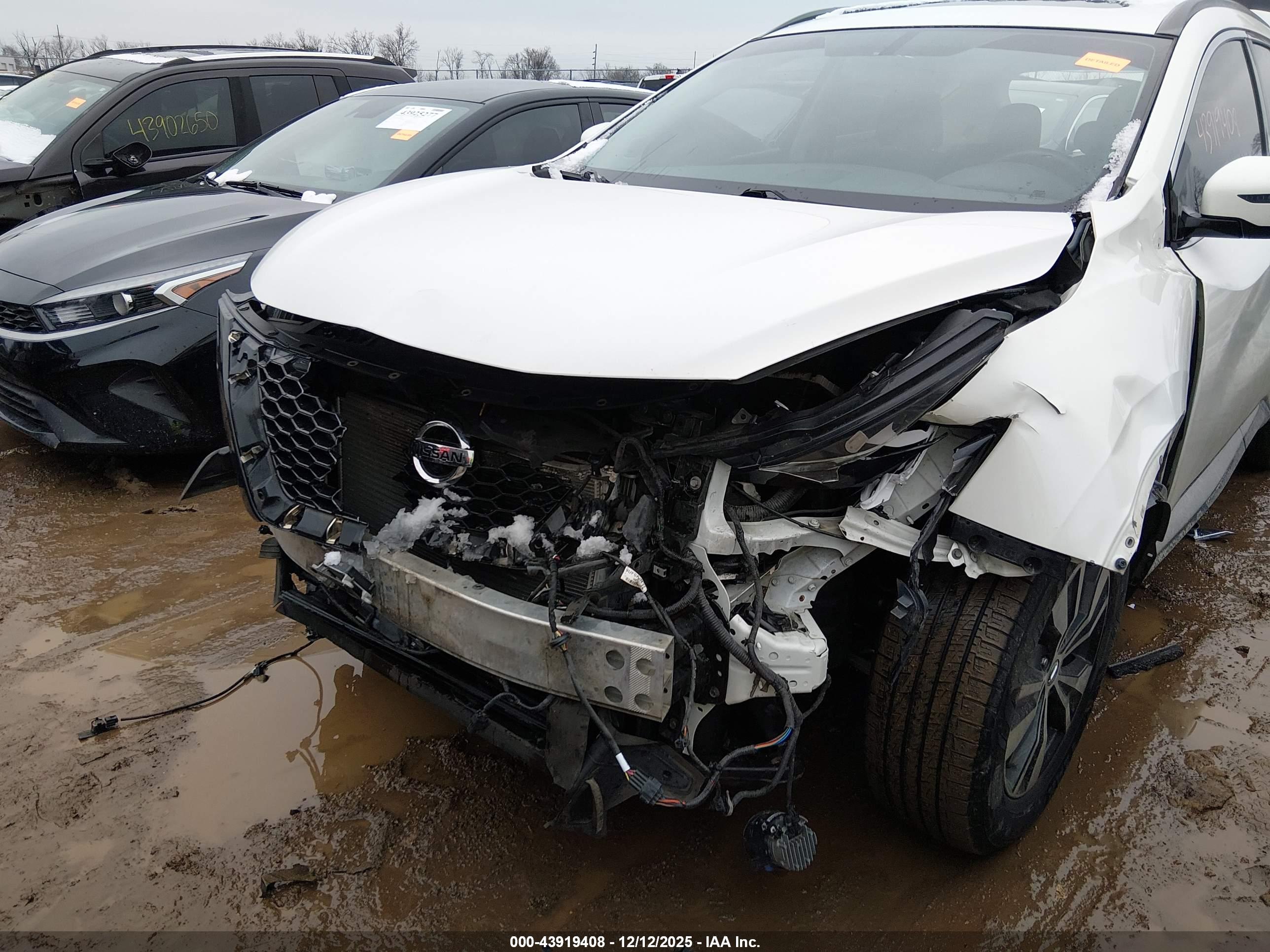 NISSAN MURANO image 6