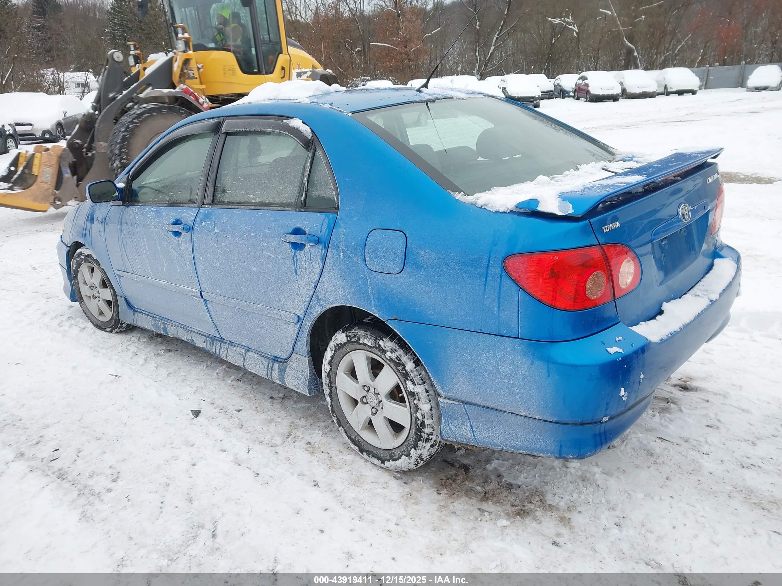 TOYOTA COROLLA image 3