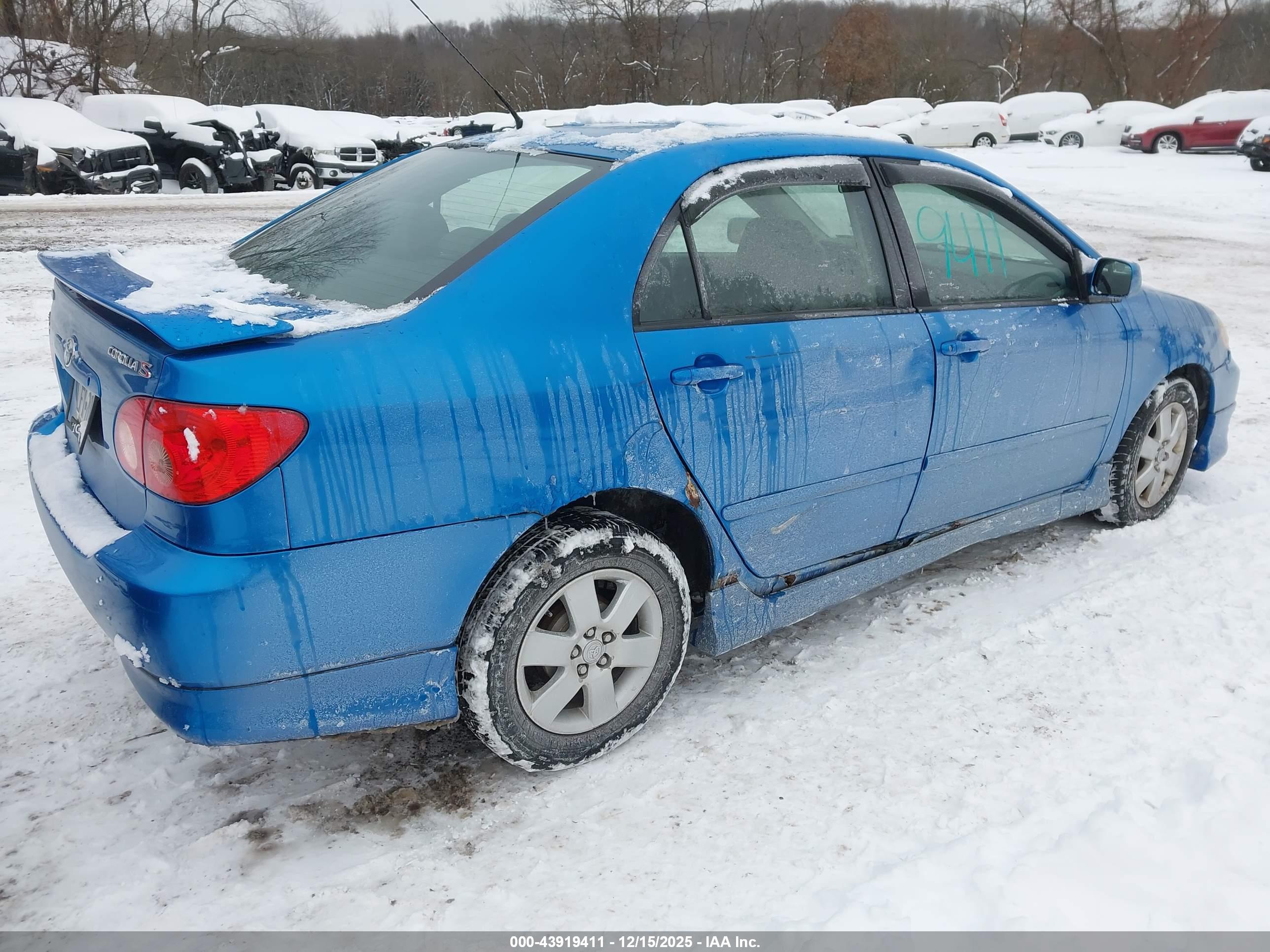 TOYOTA COROLLA image 4