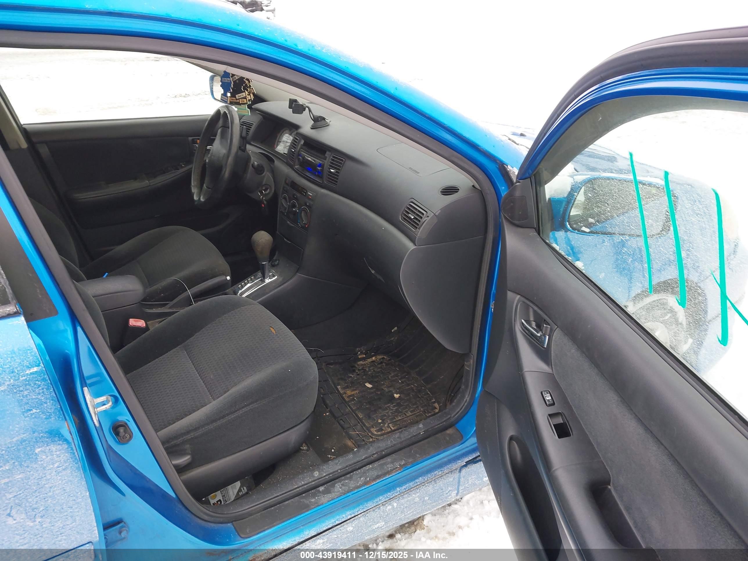 TOYOTA COROLLA image 5
