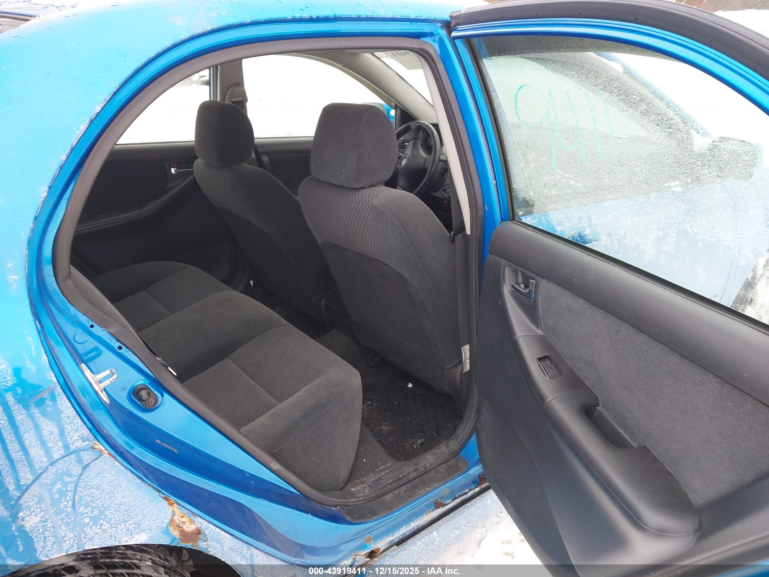 TOYOTA COROLLA image 8