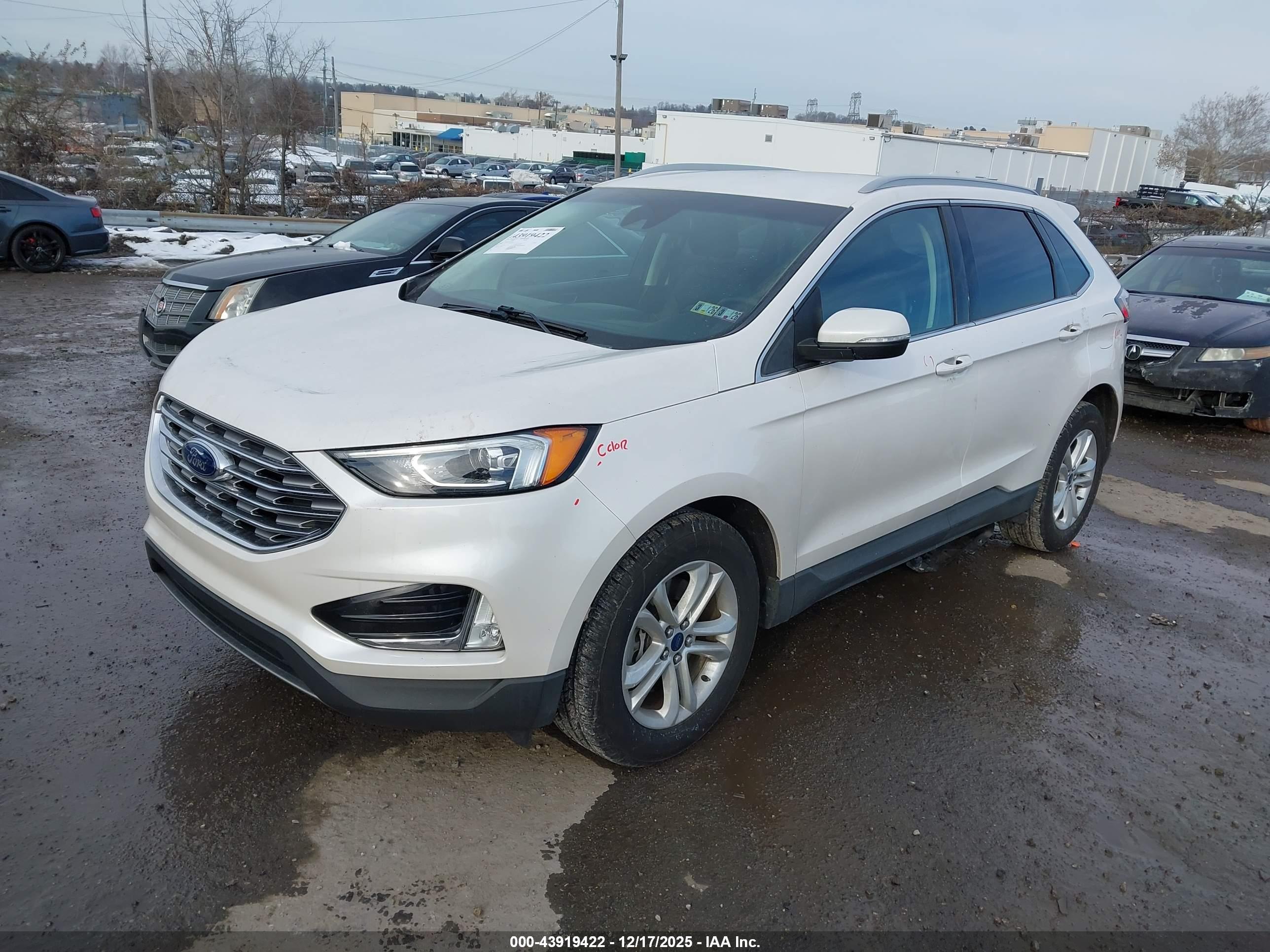 FORD EDGE image 2