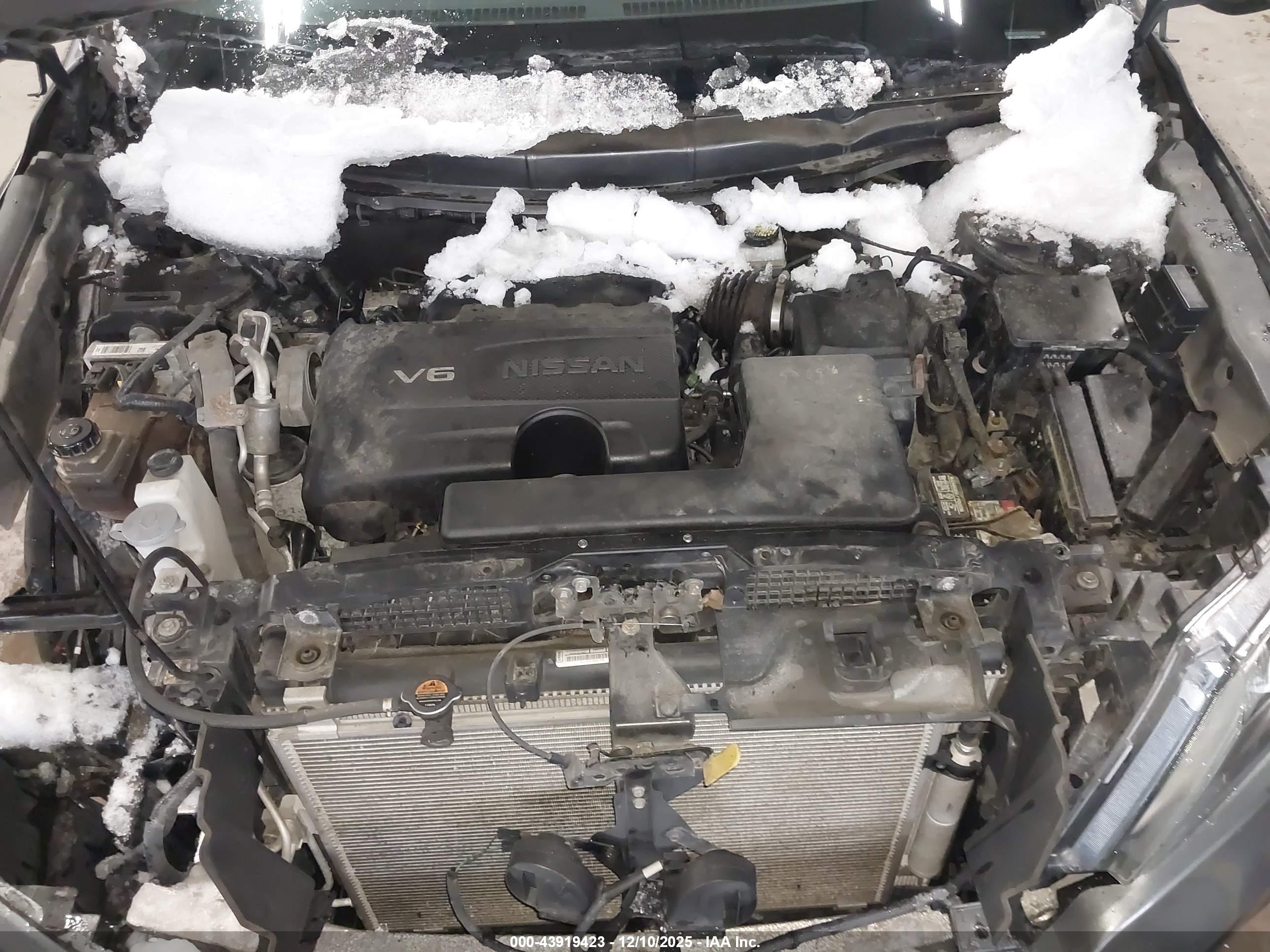 NISSAN PATHFINDER image 10