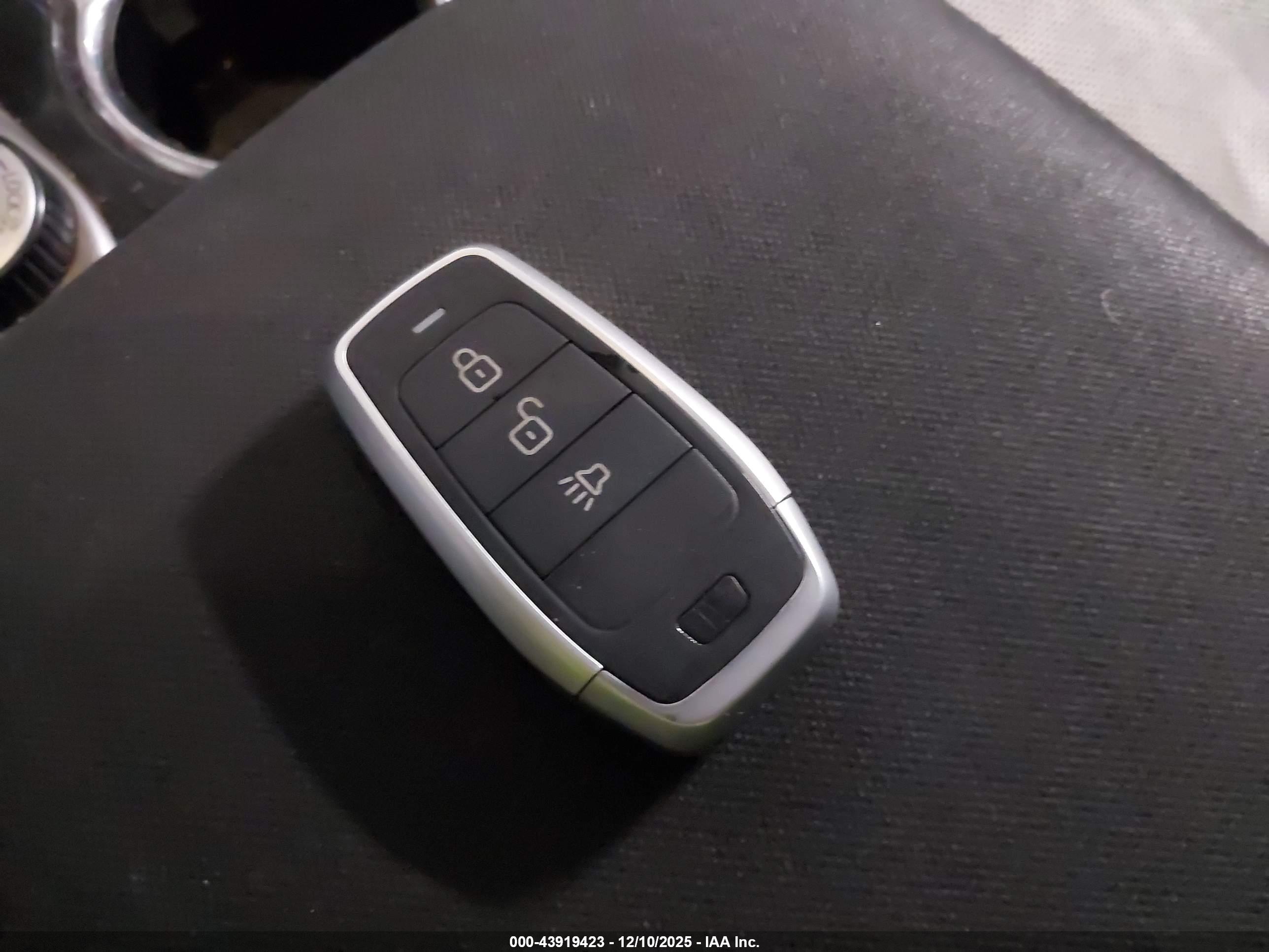 NISSAN PATHFINDER image 11