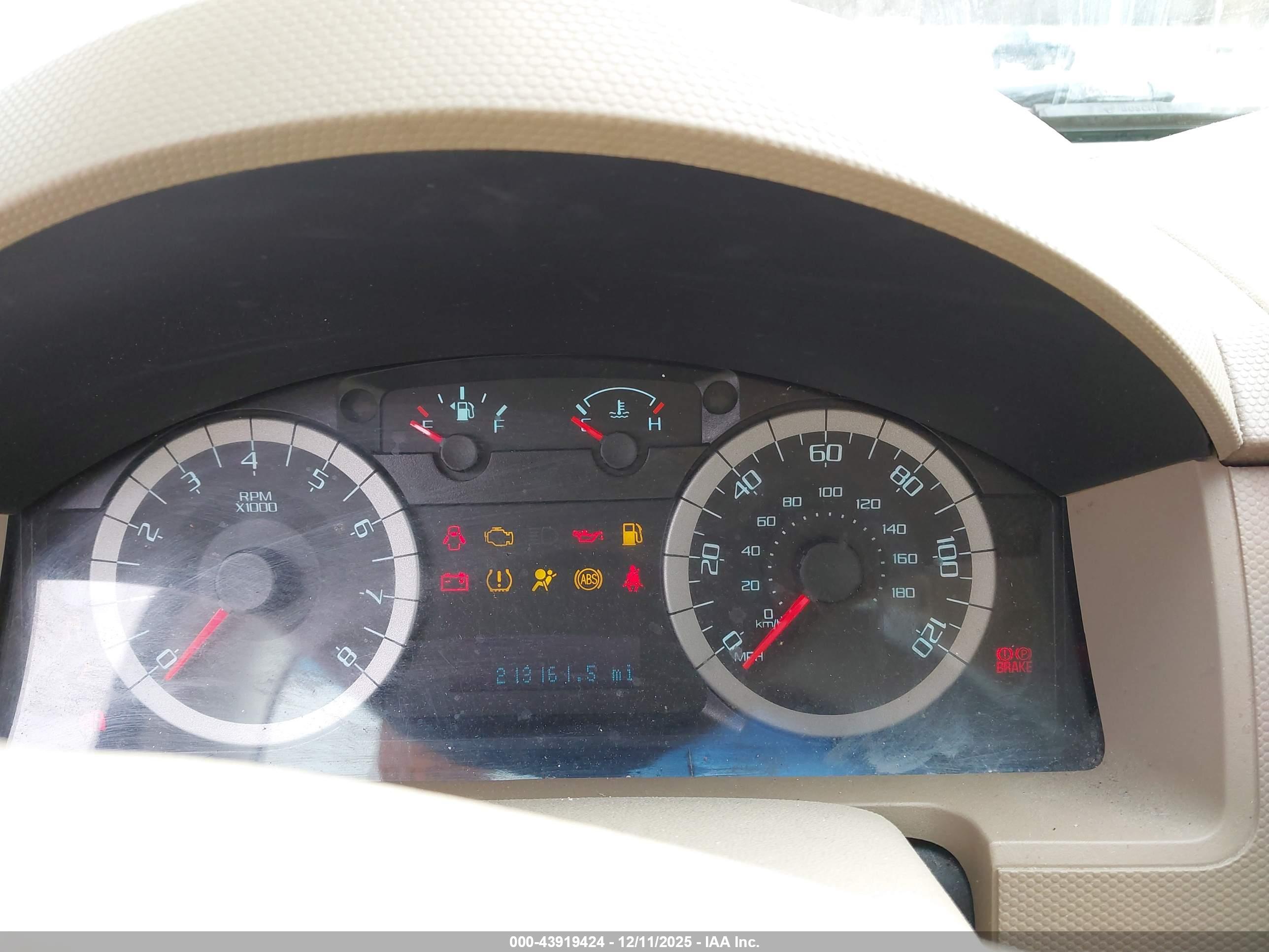 FORD ESCAPE image 7