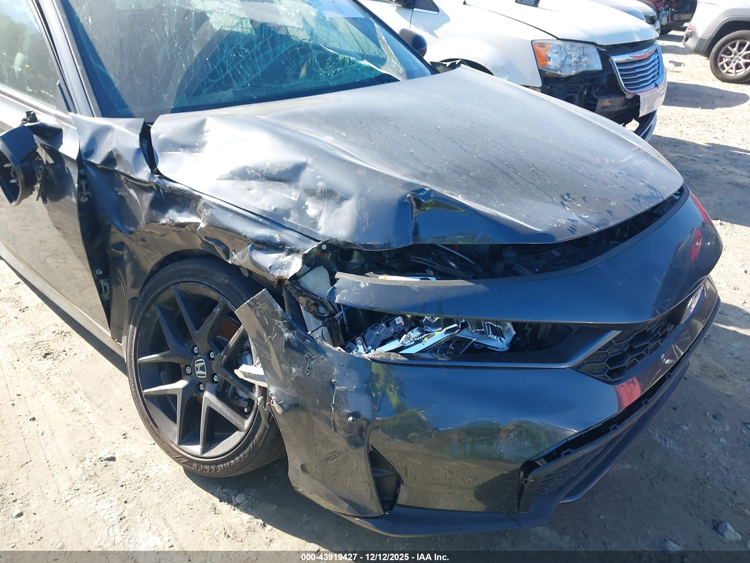 HONDA CIVIC image 6