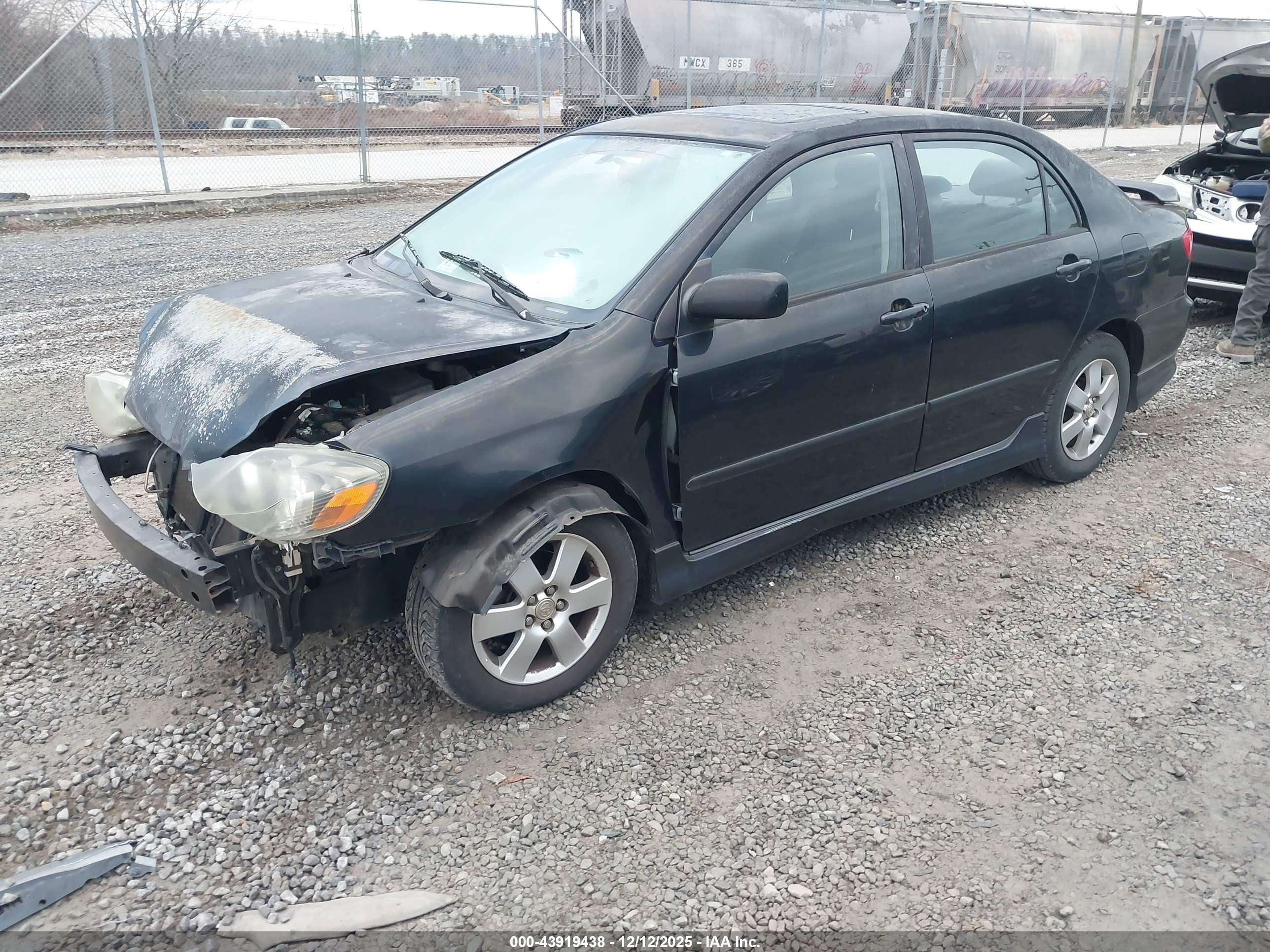 TOYOTA COROLLA image 2