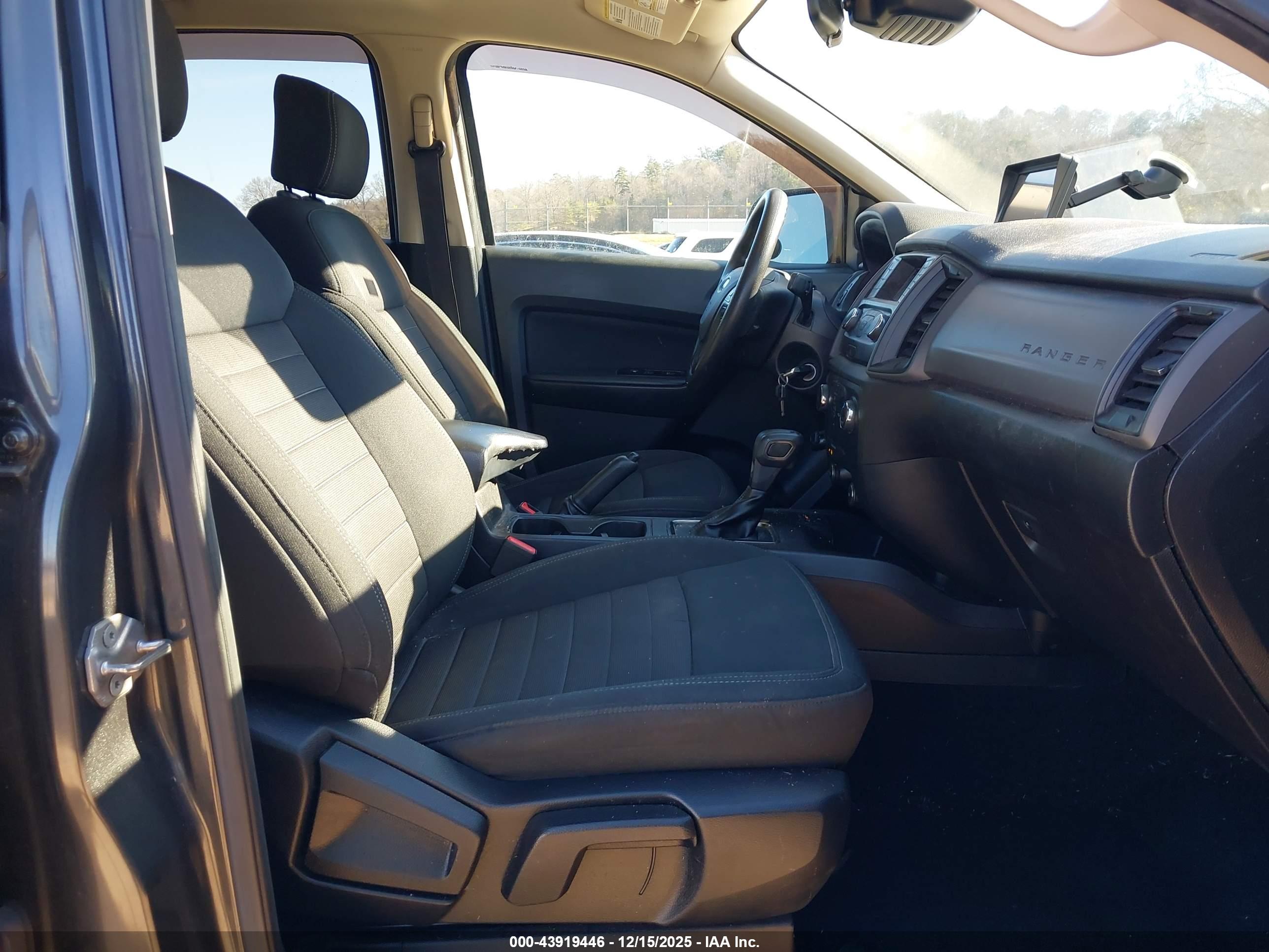 FORD RANGER image 5