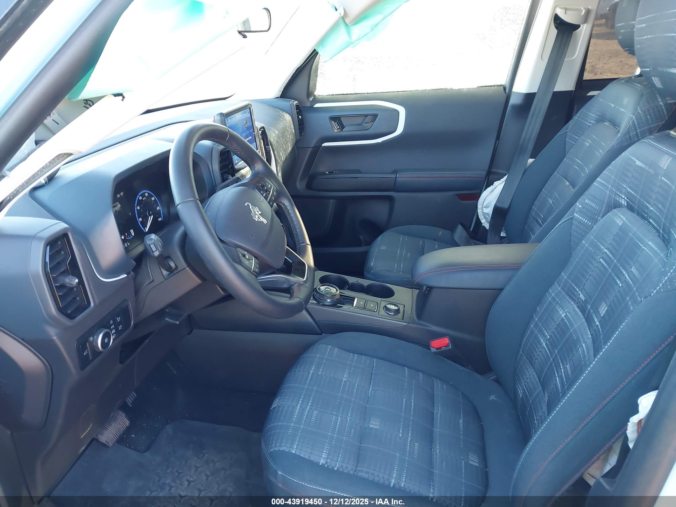 FORD BRONCO image 5