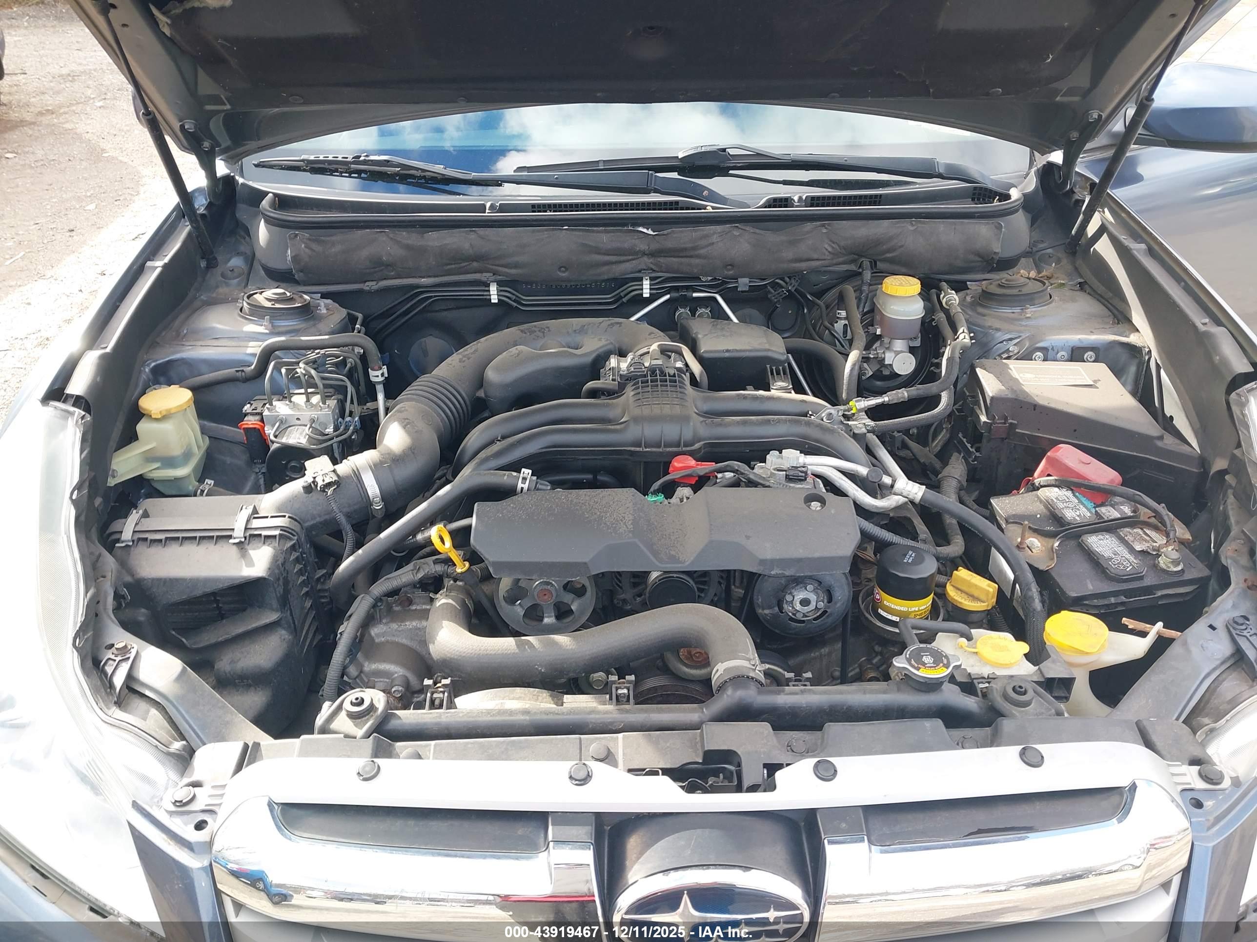 SUBARU LEGACY image 10