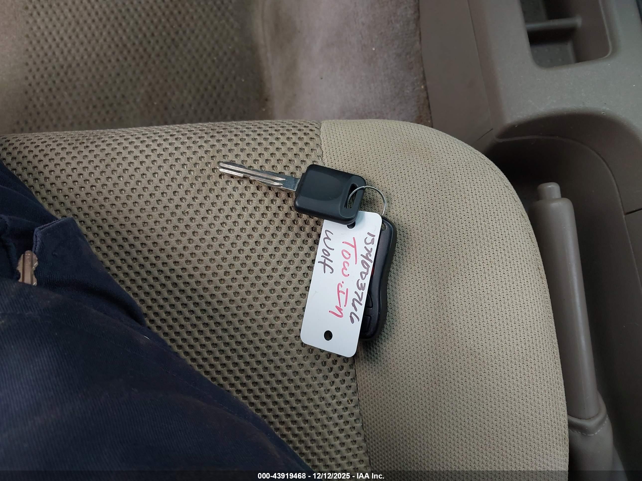 NISSAN FRONTIER image 11
