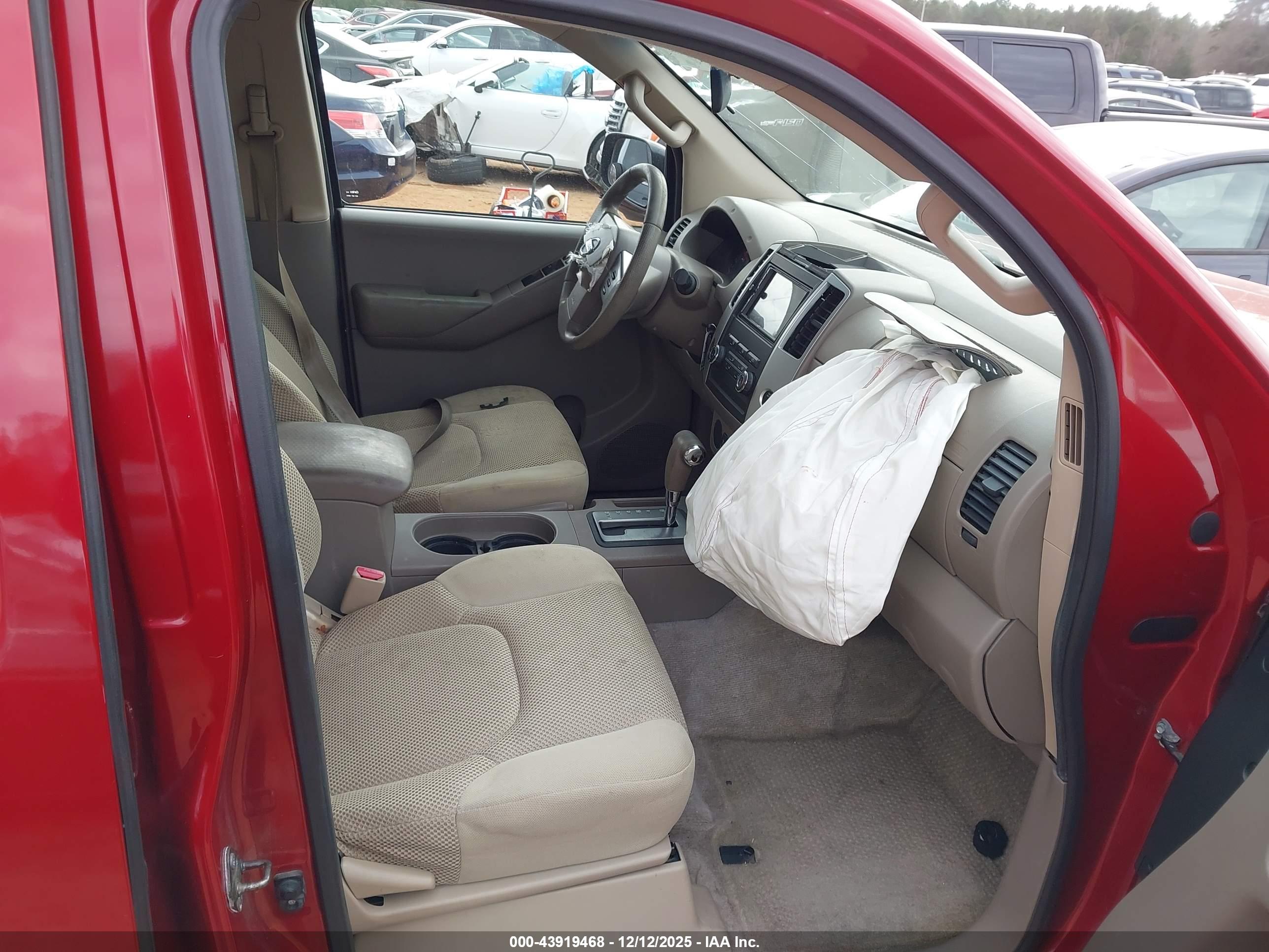 NISSAN FRONTIER image 5