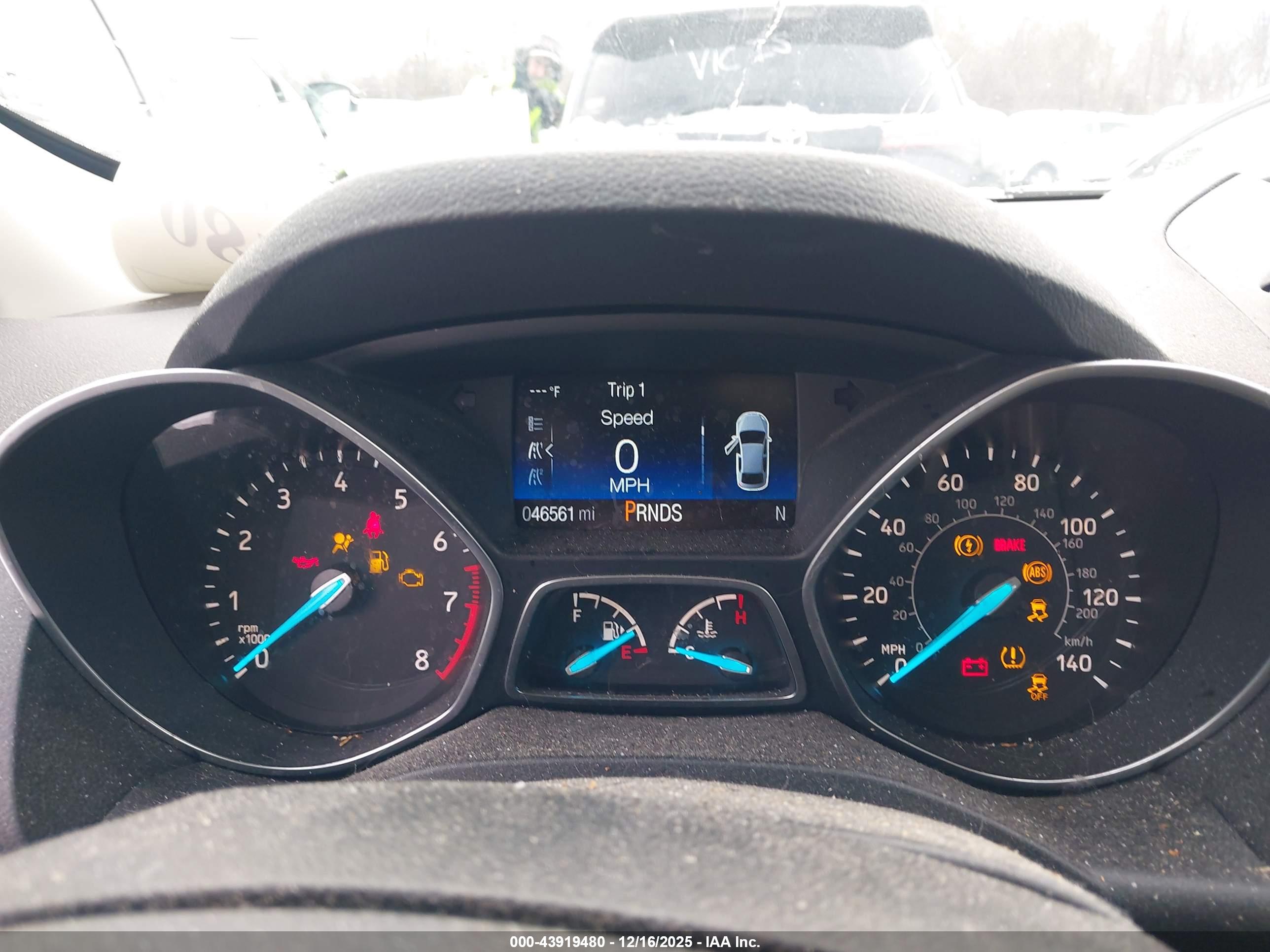 FORD ESCAPE image 7