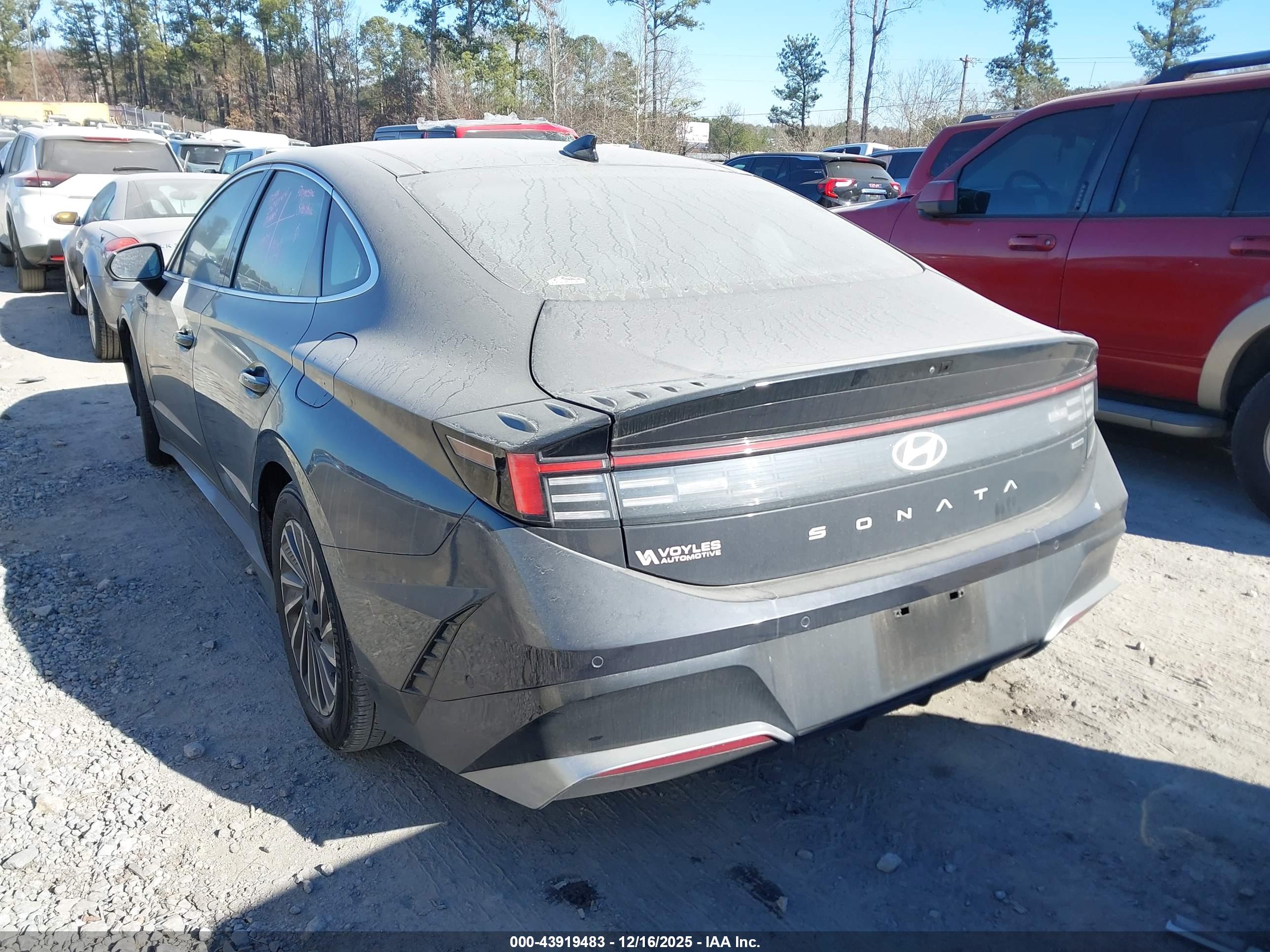HYUNDAI SONATA image 3