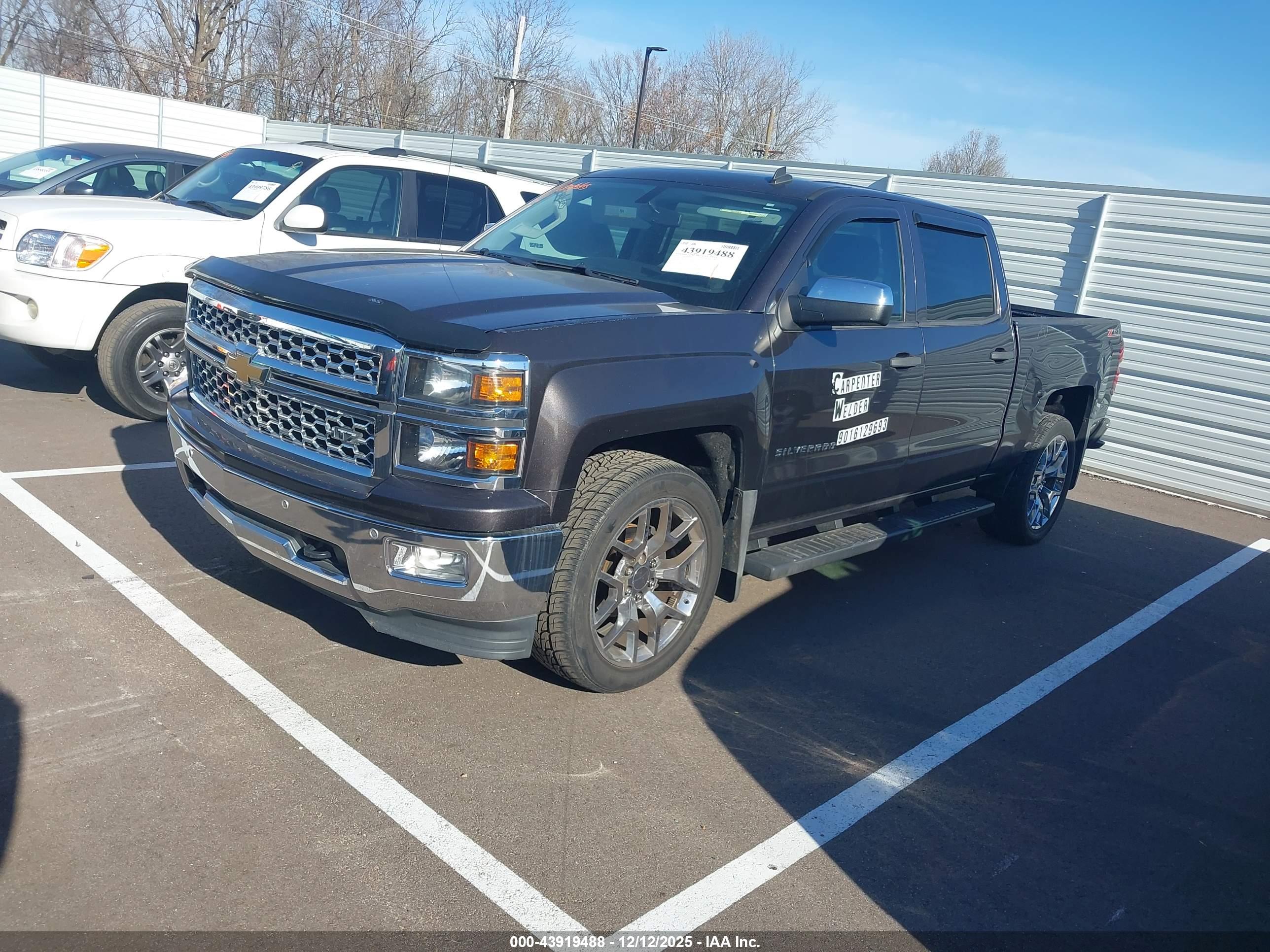 CHEVROLET SILVERADO image 2