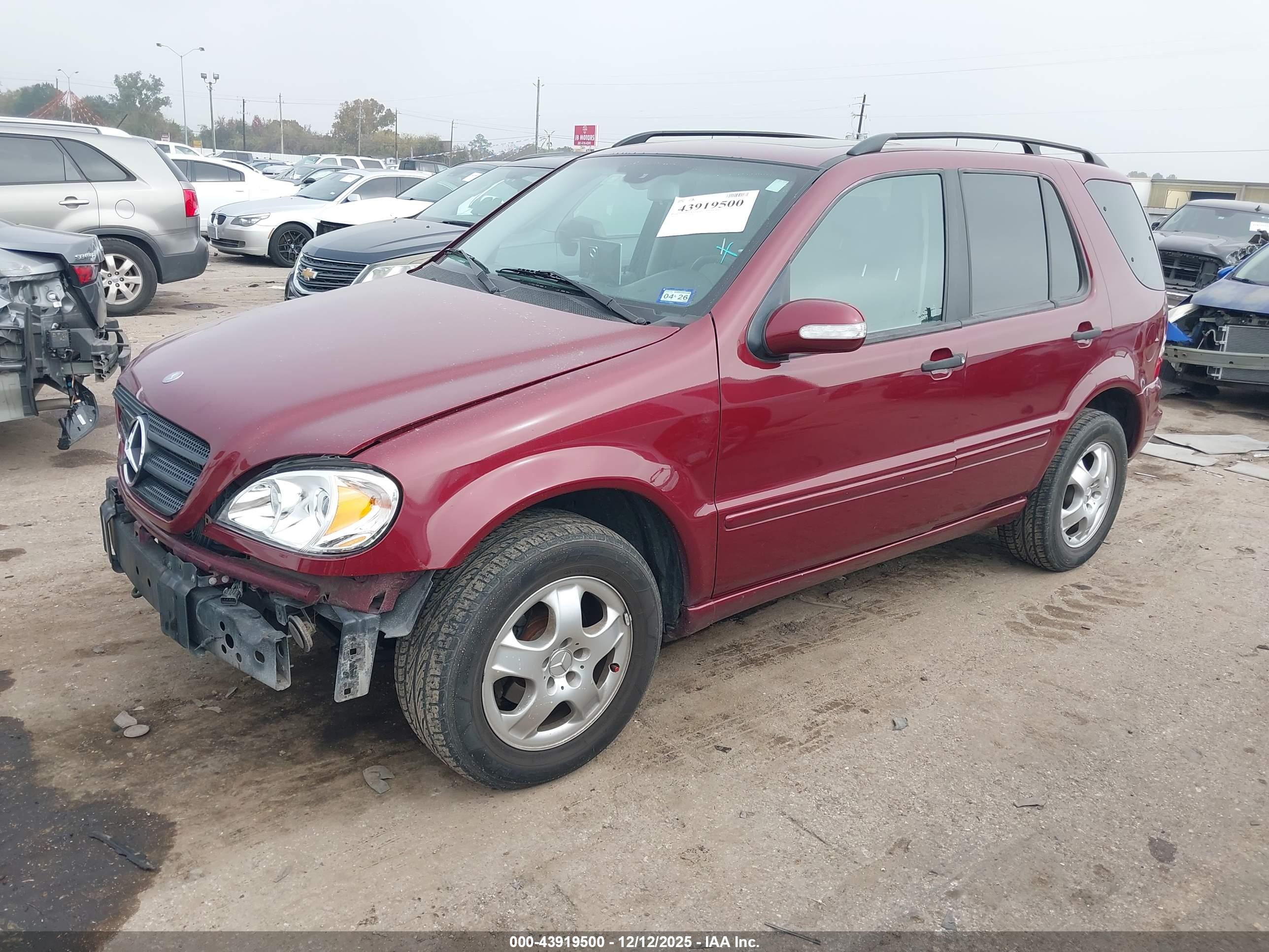 MERCEDES-BENZ ML image 2