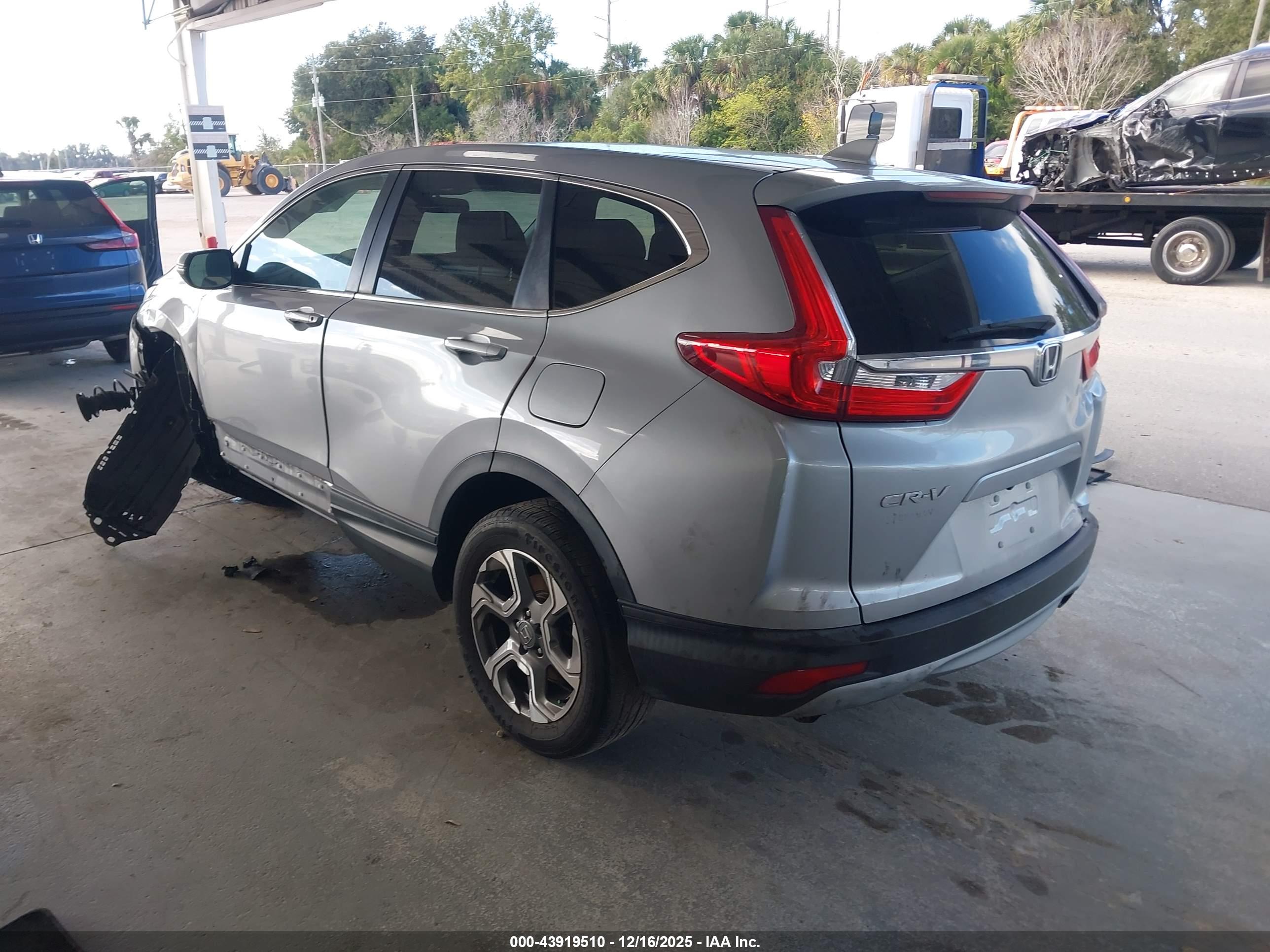 HONDA CR-V image 3