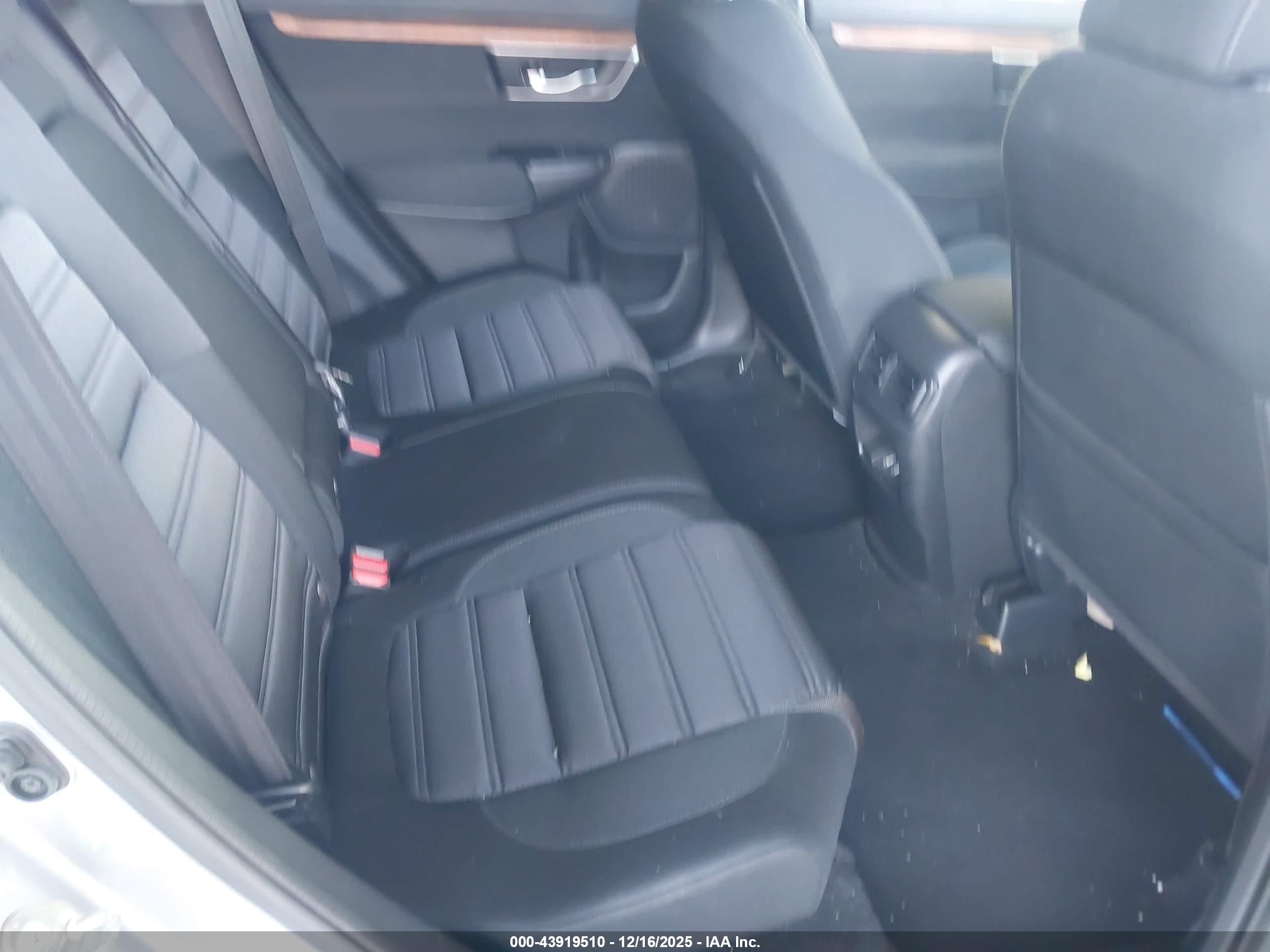 HONDA CR-V image 8