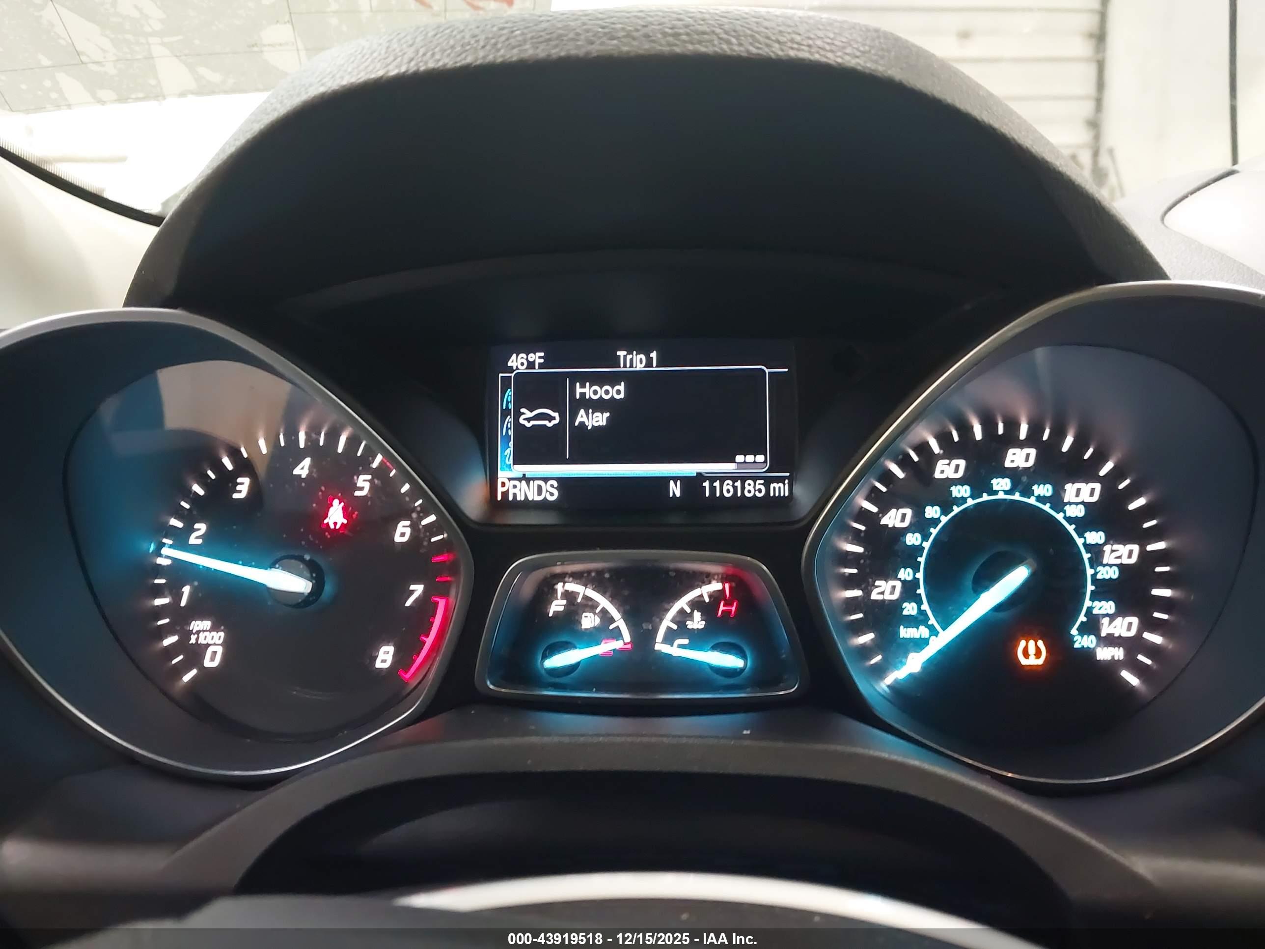 FORD ESCAPE image 7