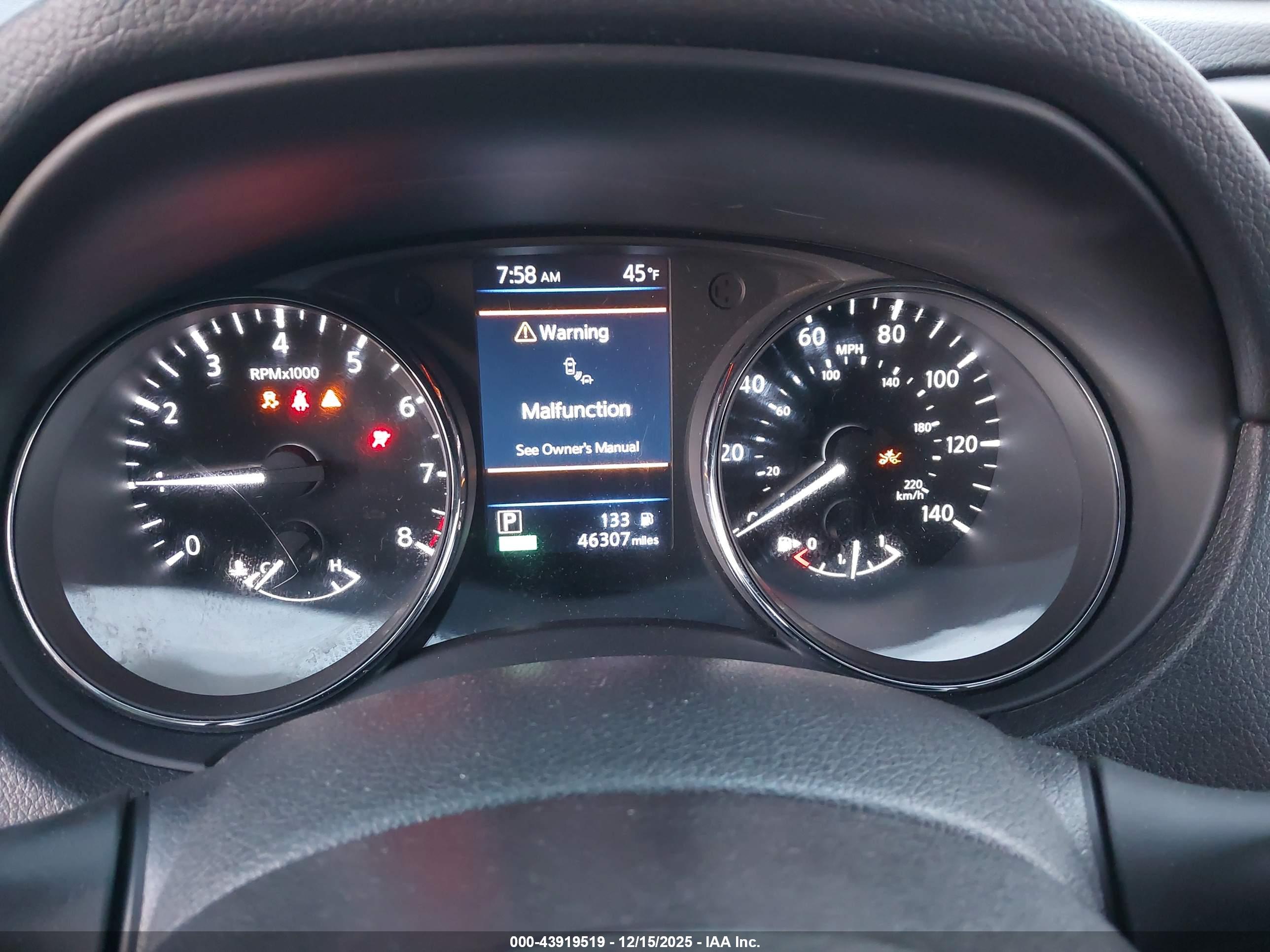 NISSAN ROGUE image 7
