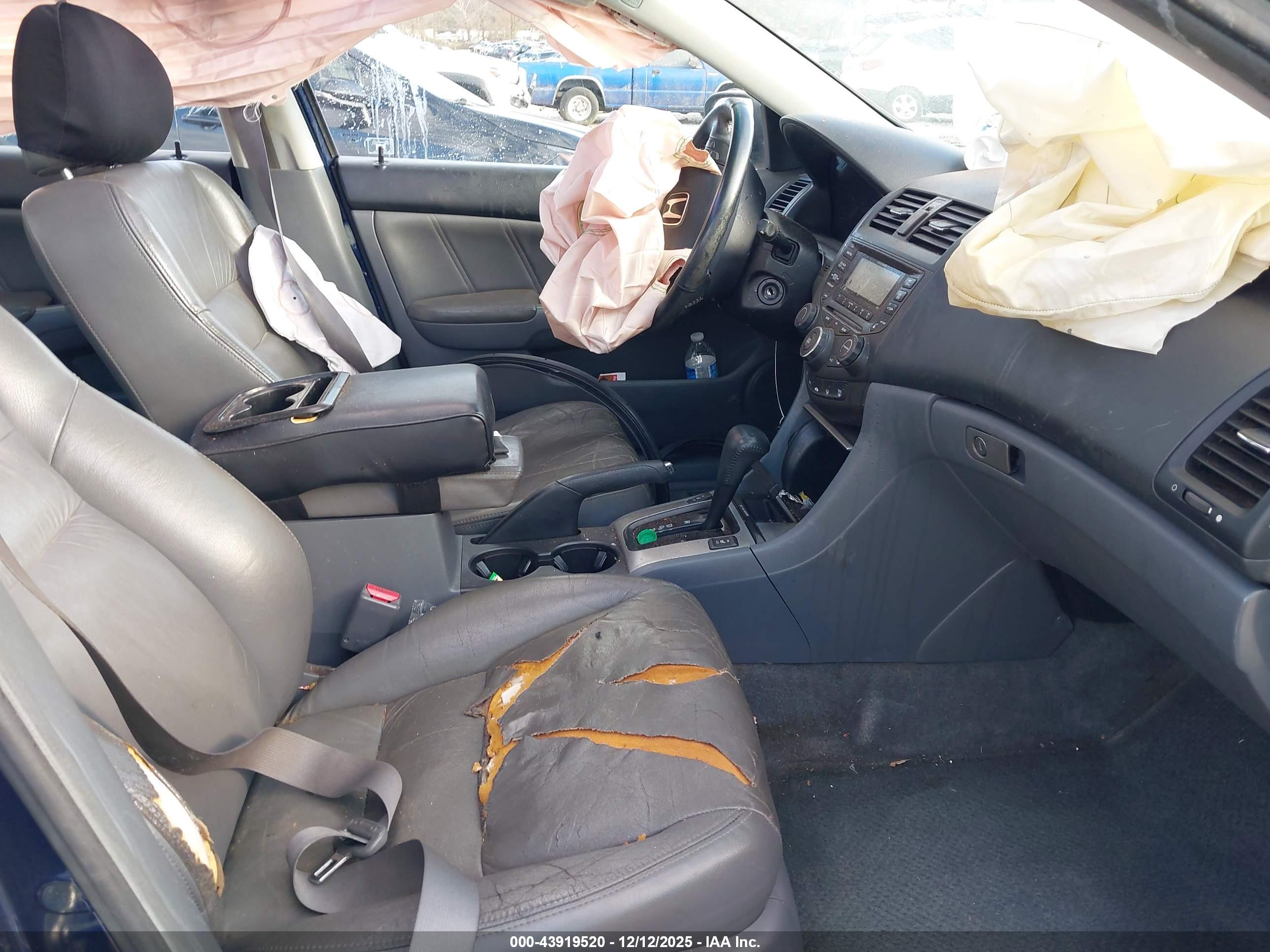 HONDA ACCORD image 5