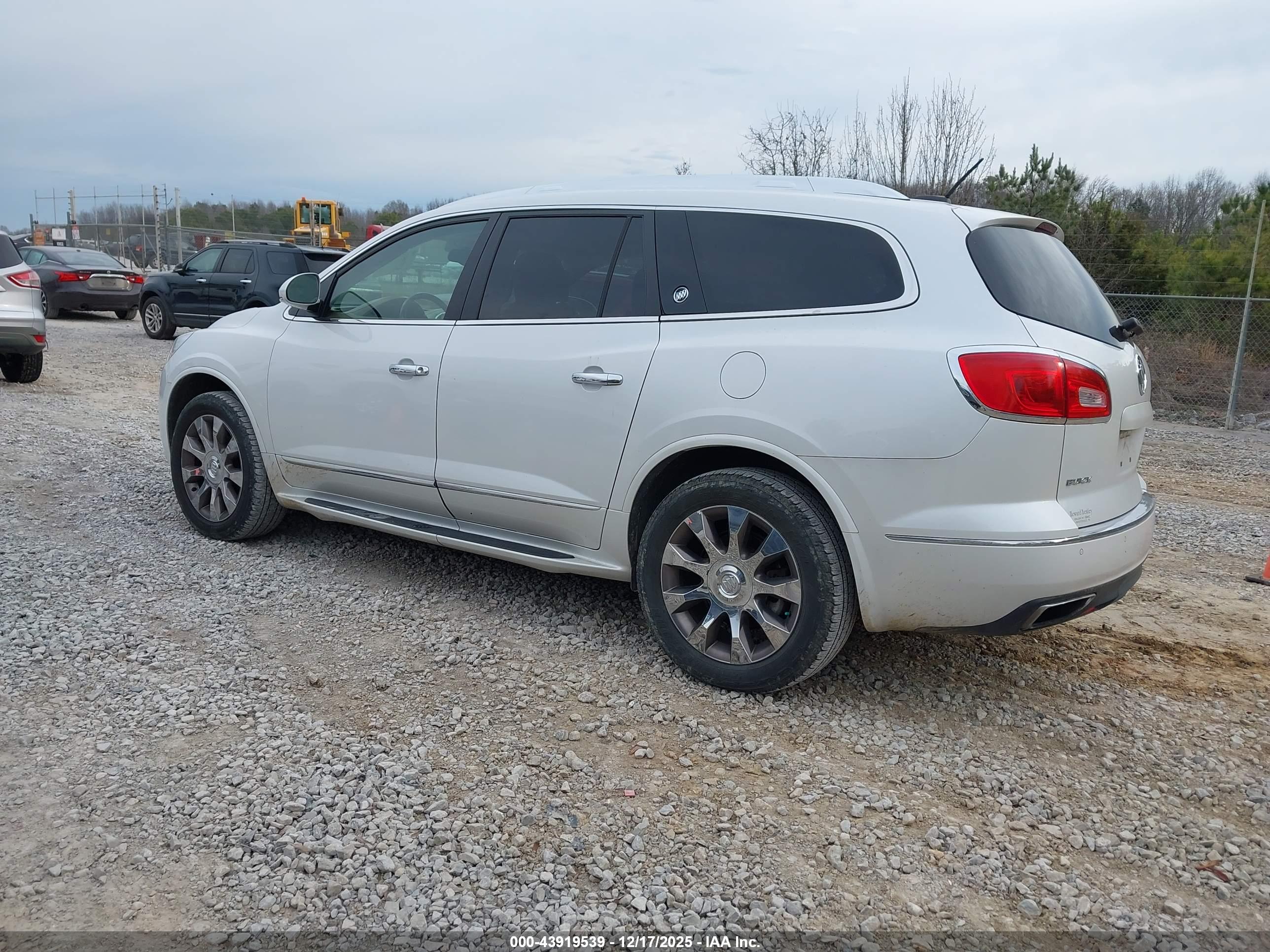 BUICK ENCLAVE image 3