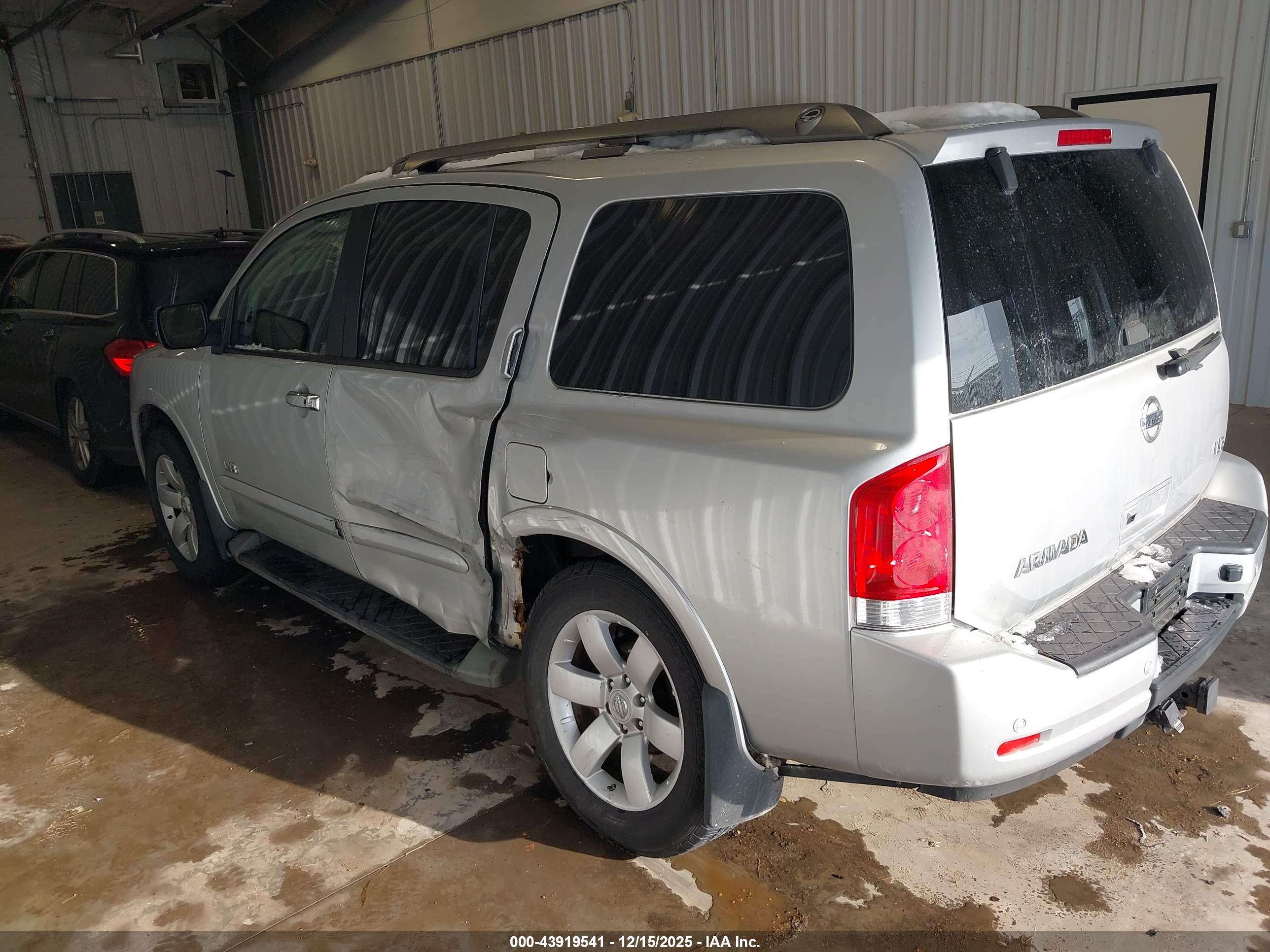 NISSAN ARMADA image 3